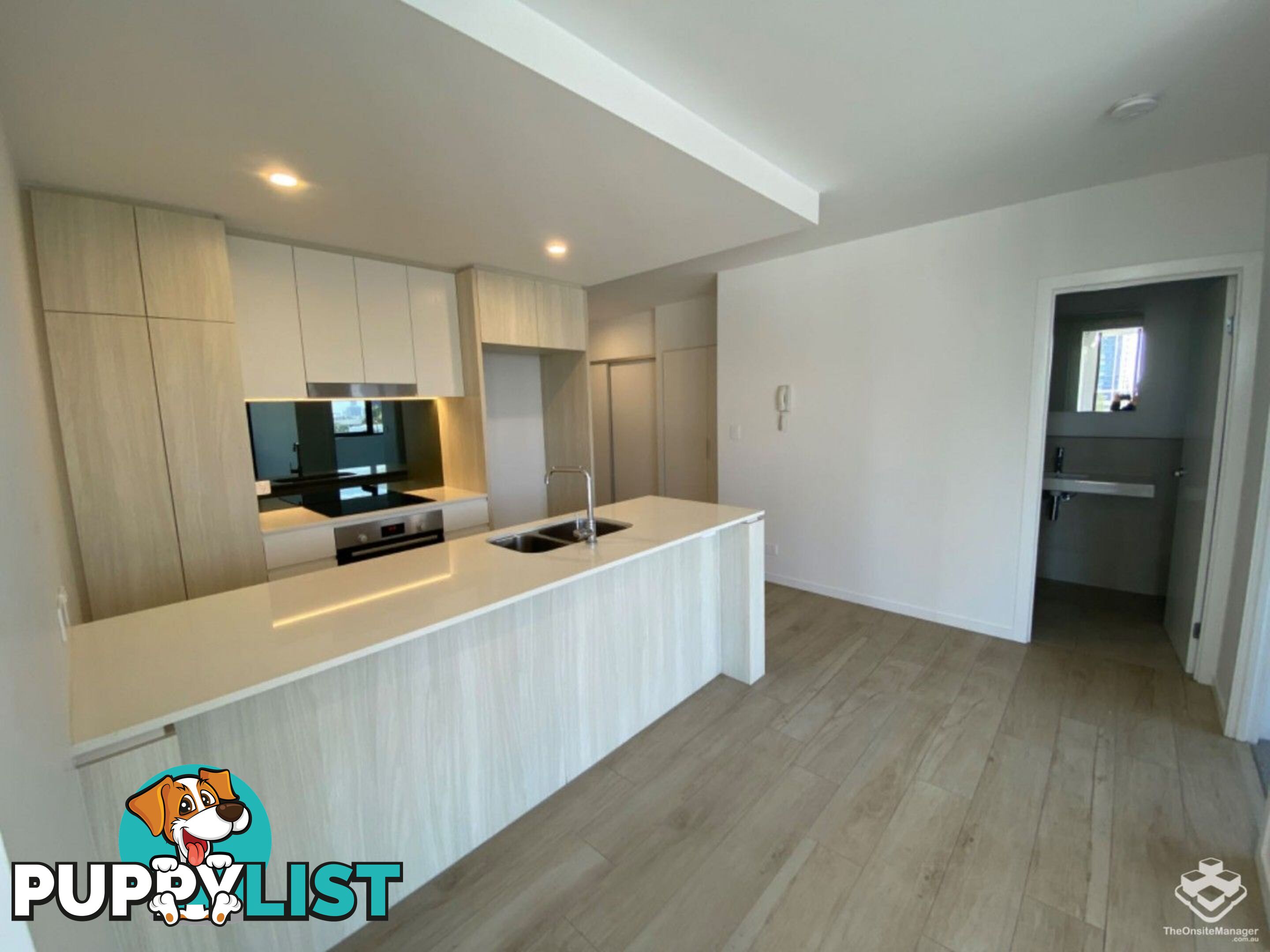 ID:21140329 266 Stanhill Drive Surfers Paradise QLD 4217