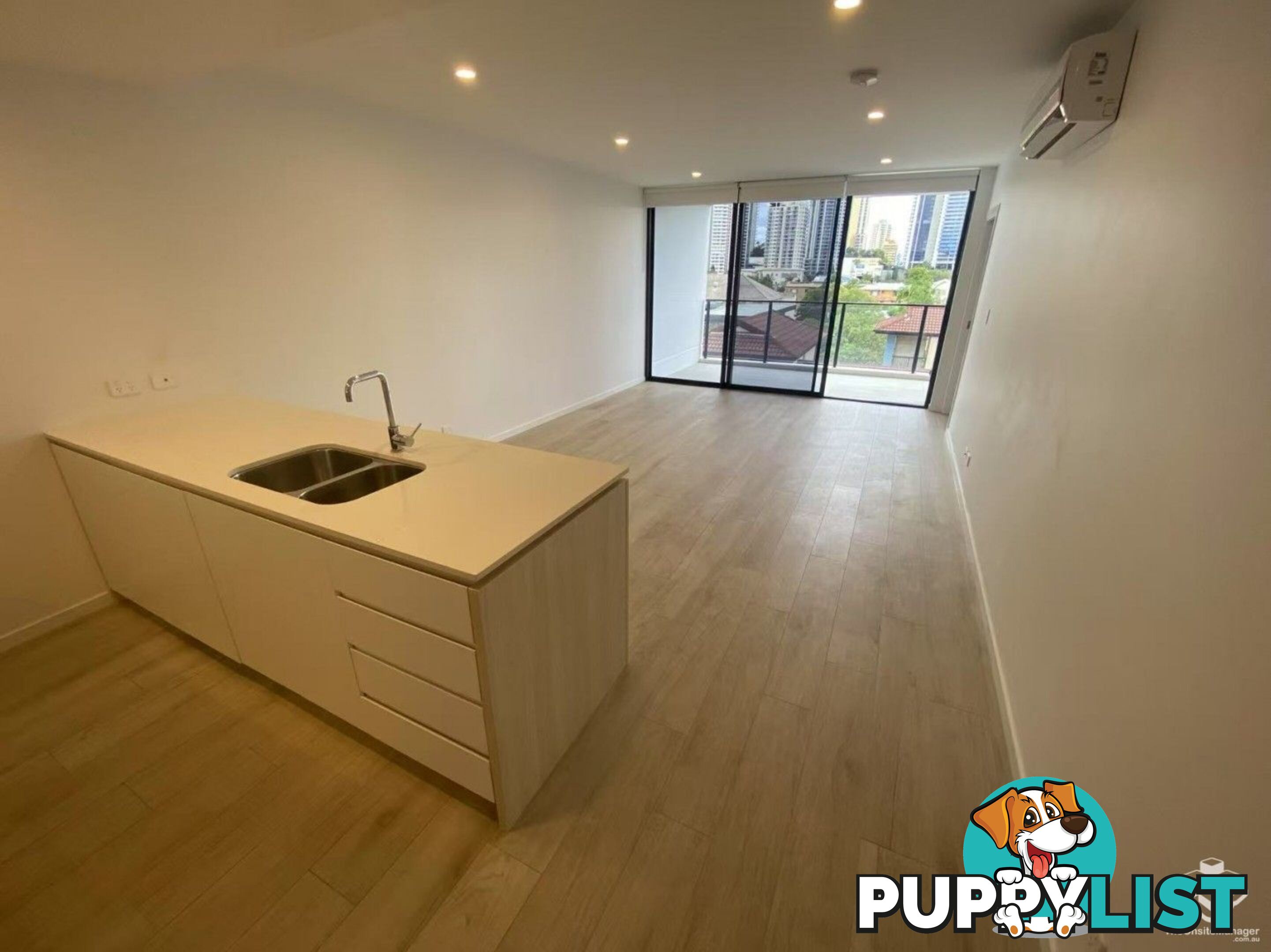 ID:21140329 266 Stanhill Drive Surfers Paradise QLD 4217