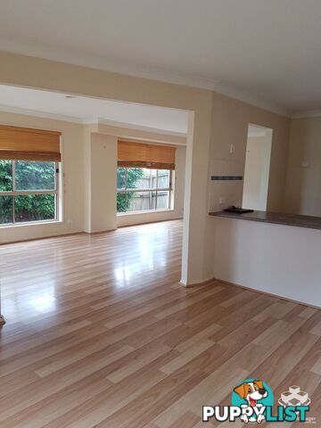 29 Pintail Crescent Forest Lake QLD 4078