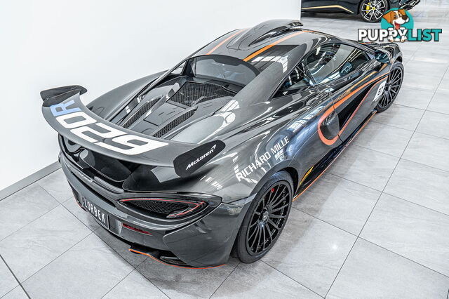 2021 McLaren 620R  