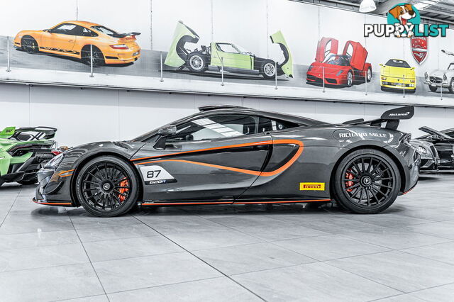 2021 McLaren 620R  