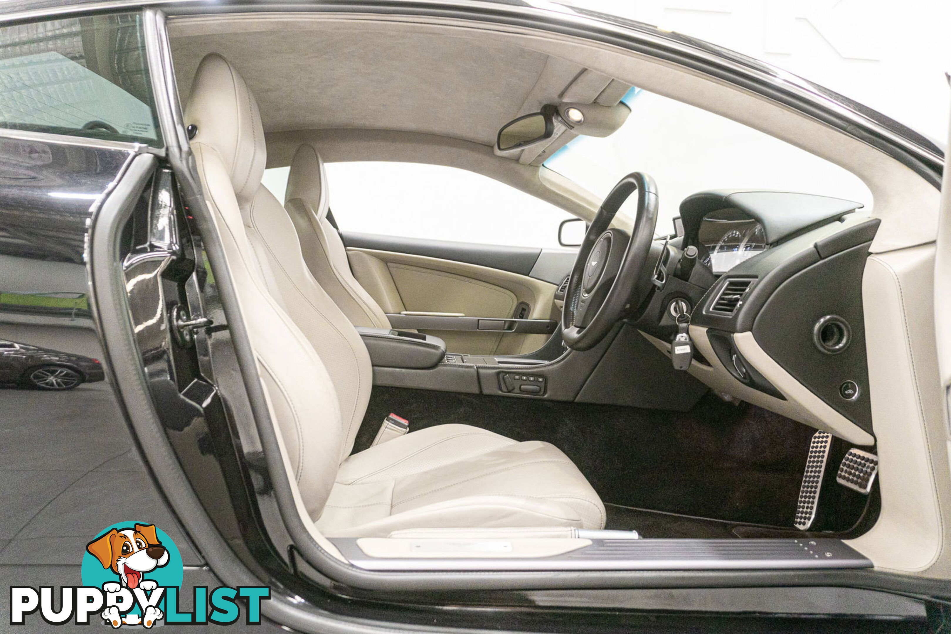 2008 Aston Martin DB9  