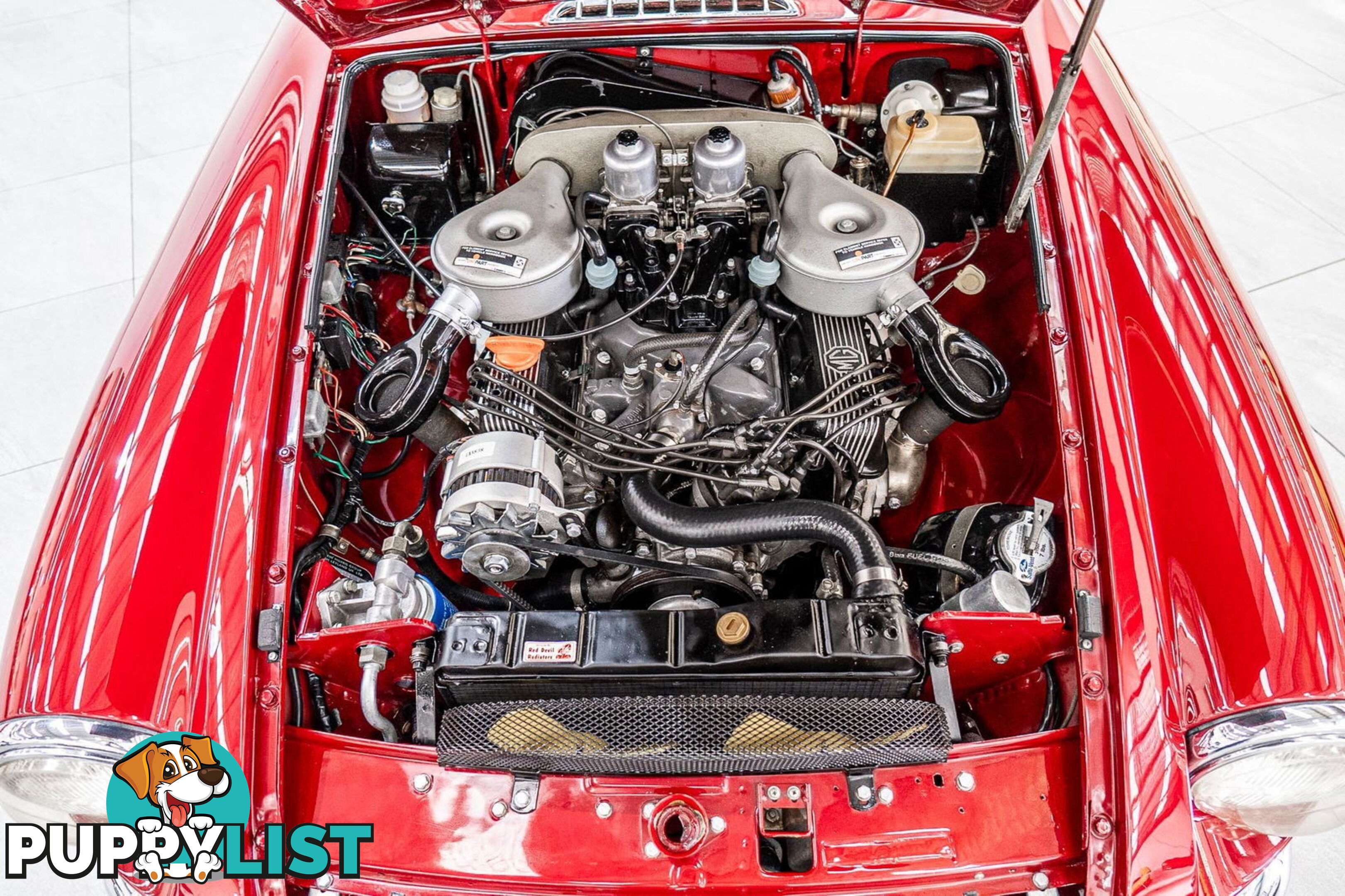 1976 MG B GT V8 