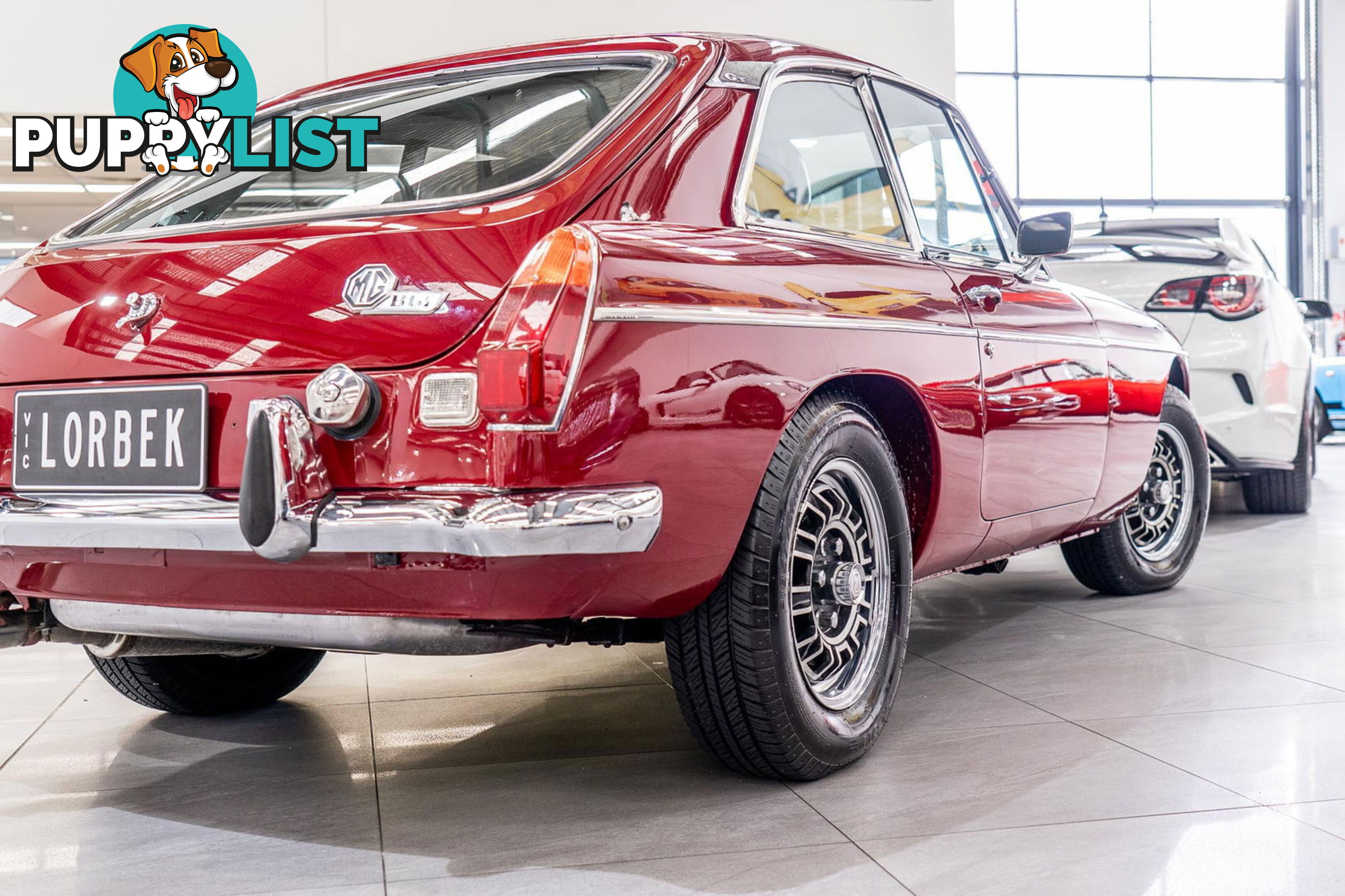 1976 MG B GT V8 