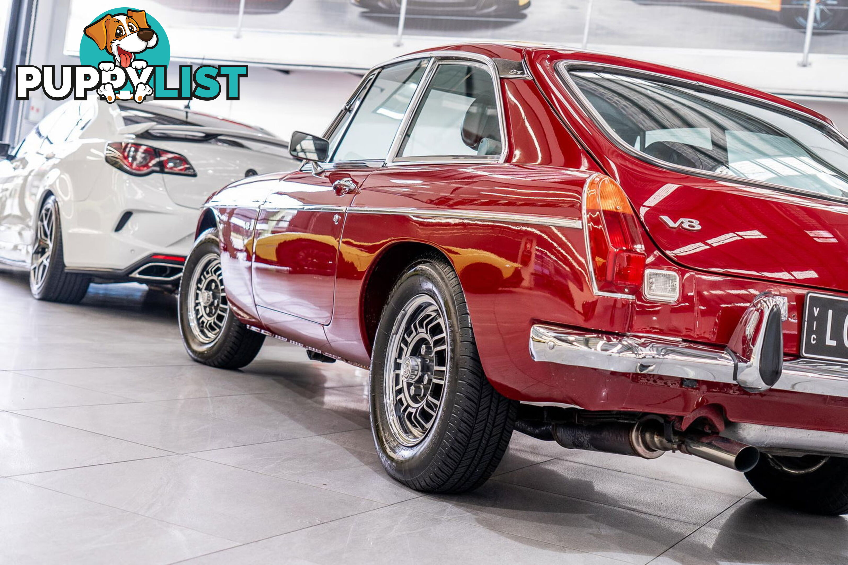 1976 MG B GT V8 