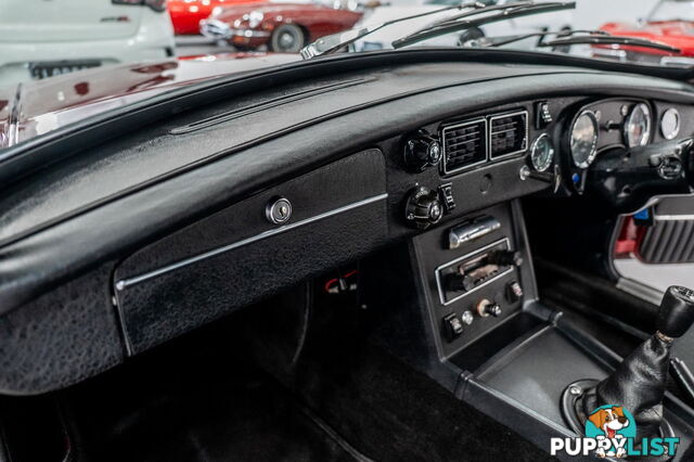 1976 MG B GT V8 