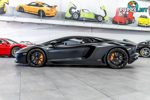 2011 Lamborghini Aventador LP700-4 834