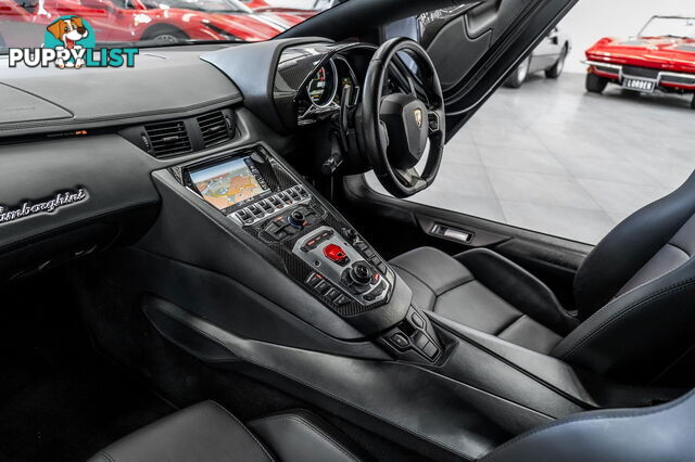 2011 Lamborghini Aventador LP700-4 834