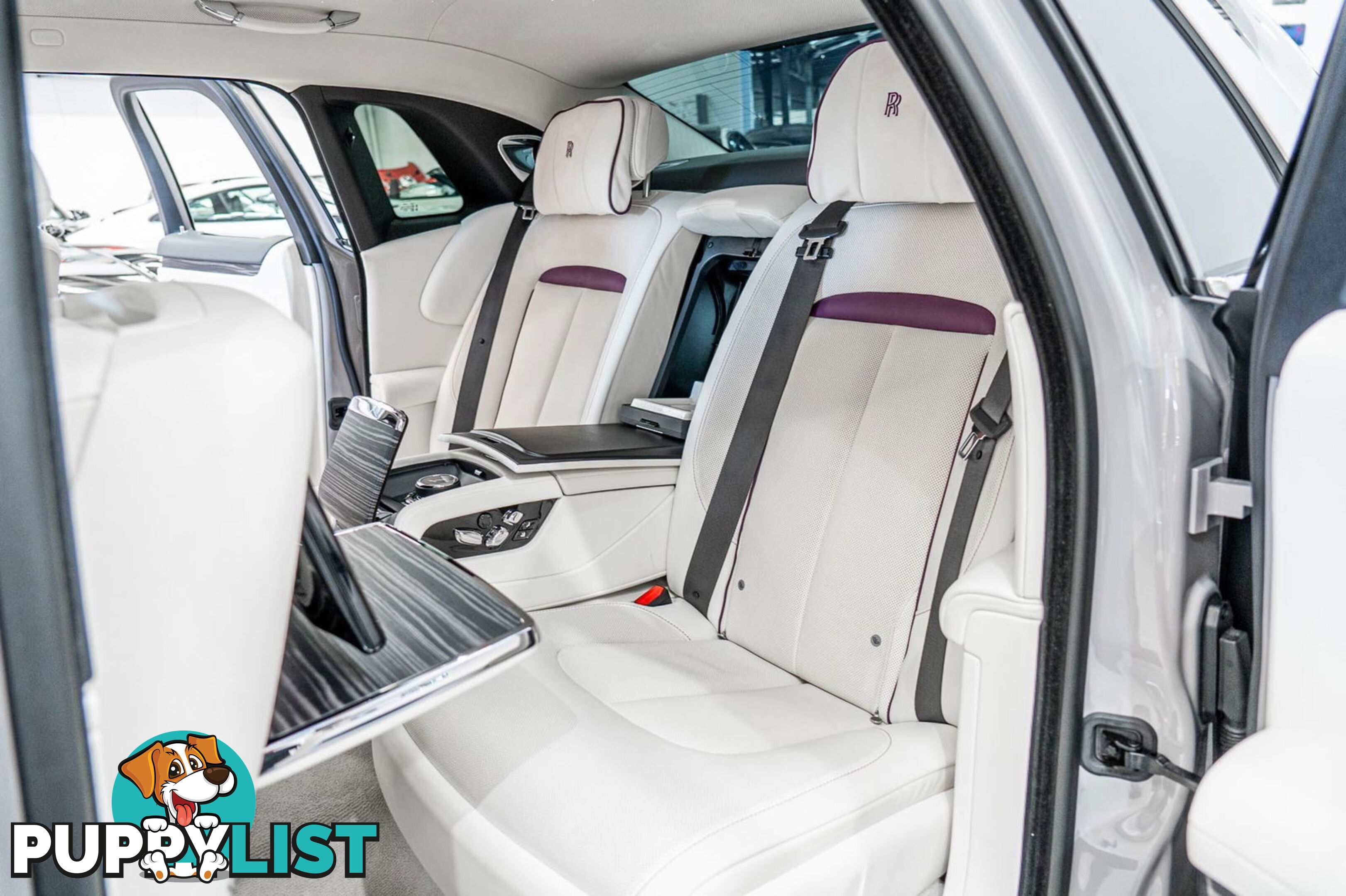 2020 Rolls-Royce Ghost  RR21 MY21