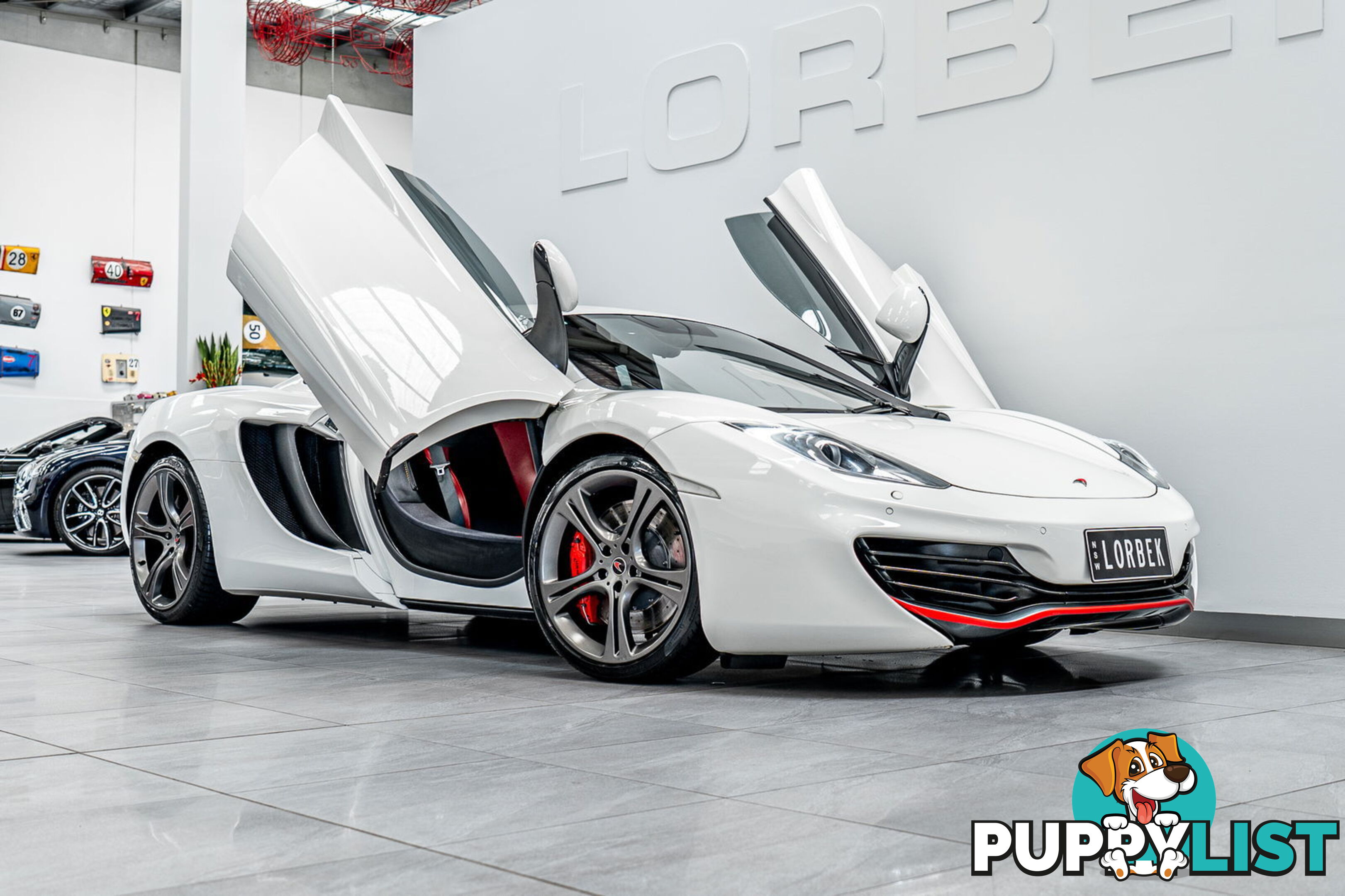 2012 McLaren MP4-12C  