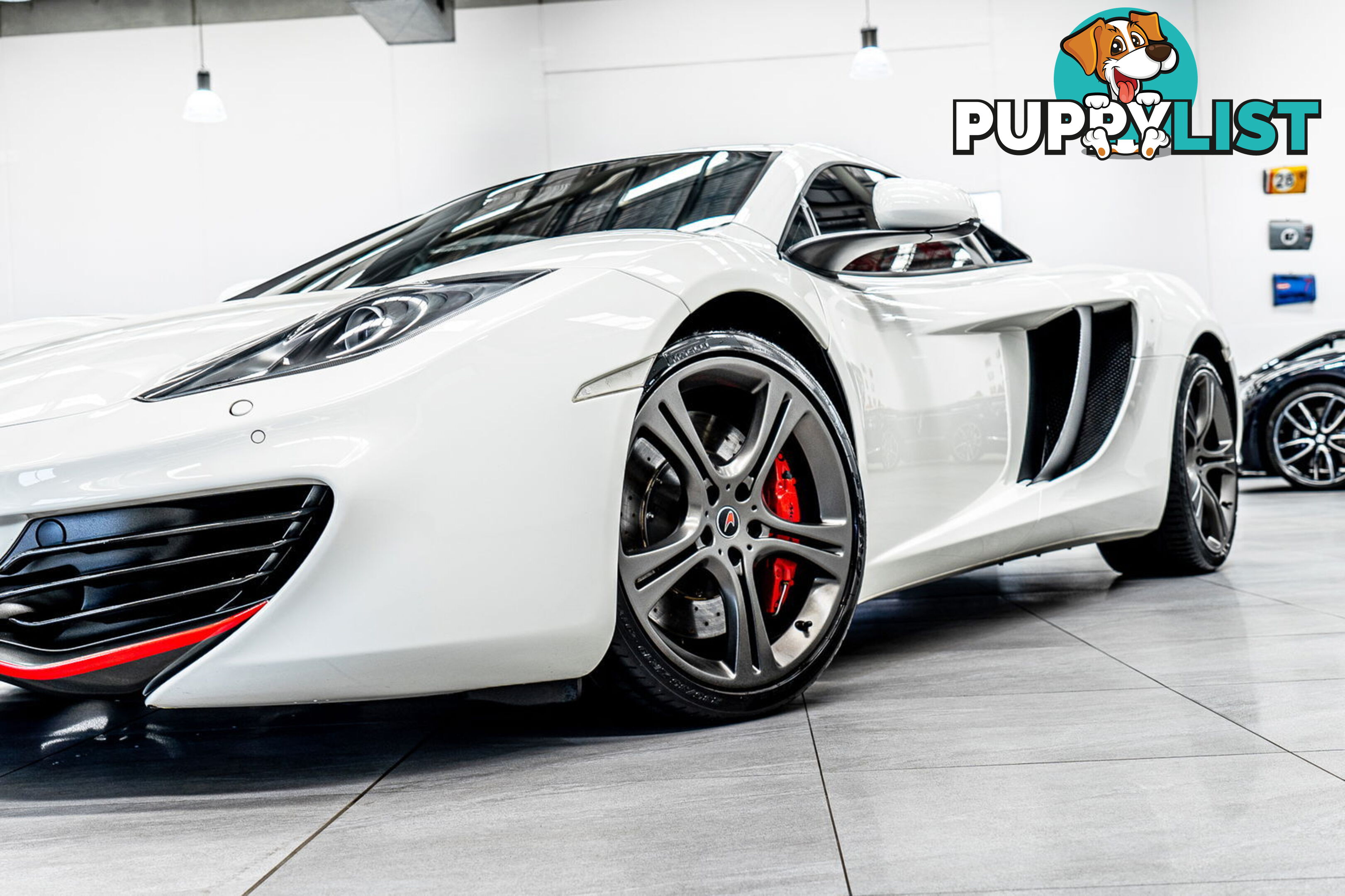 2012 McLaren MP4-12C  