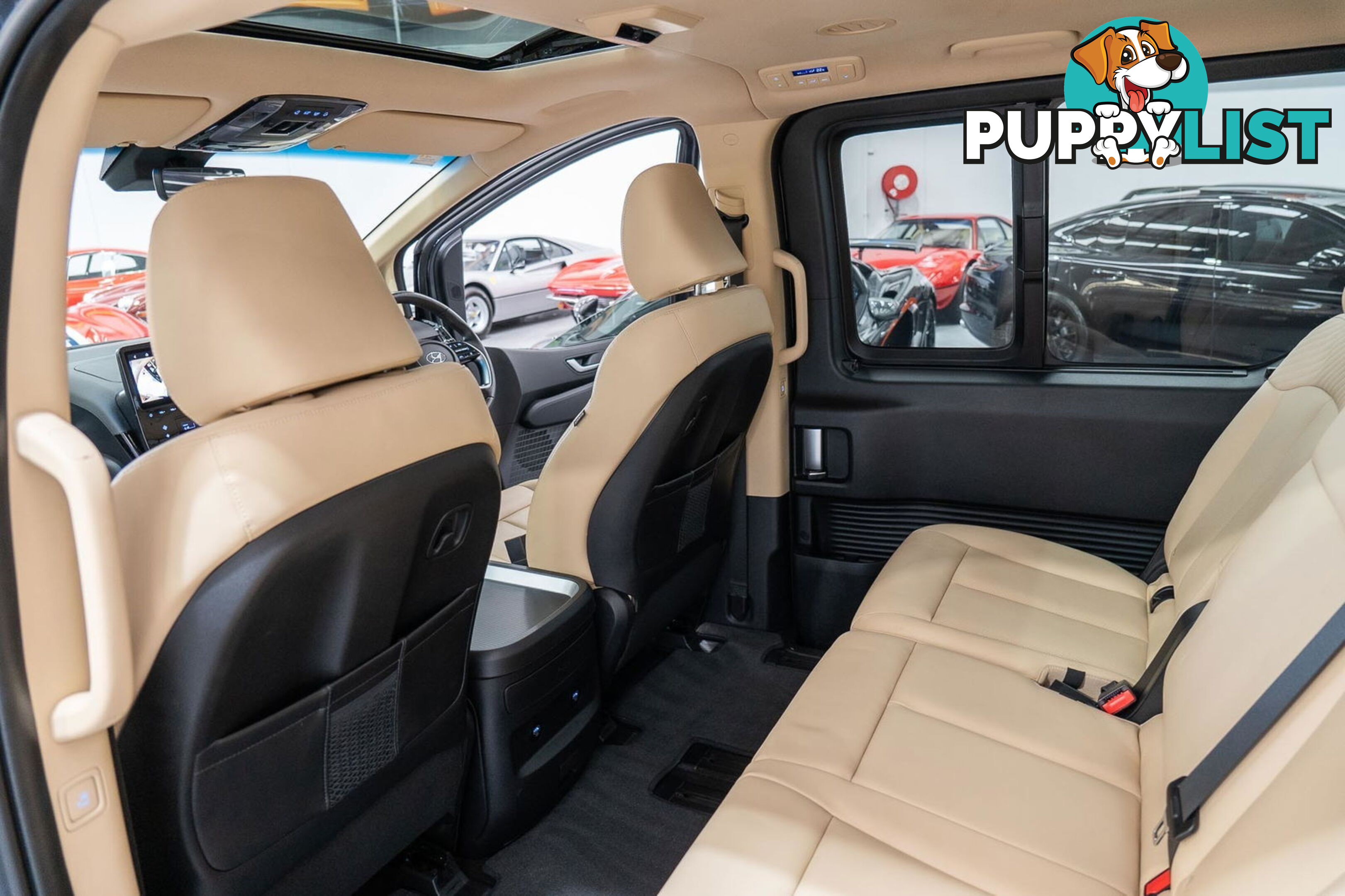 2021 Hyundai Staria Highlander US4.V1 MY22