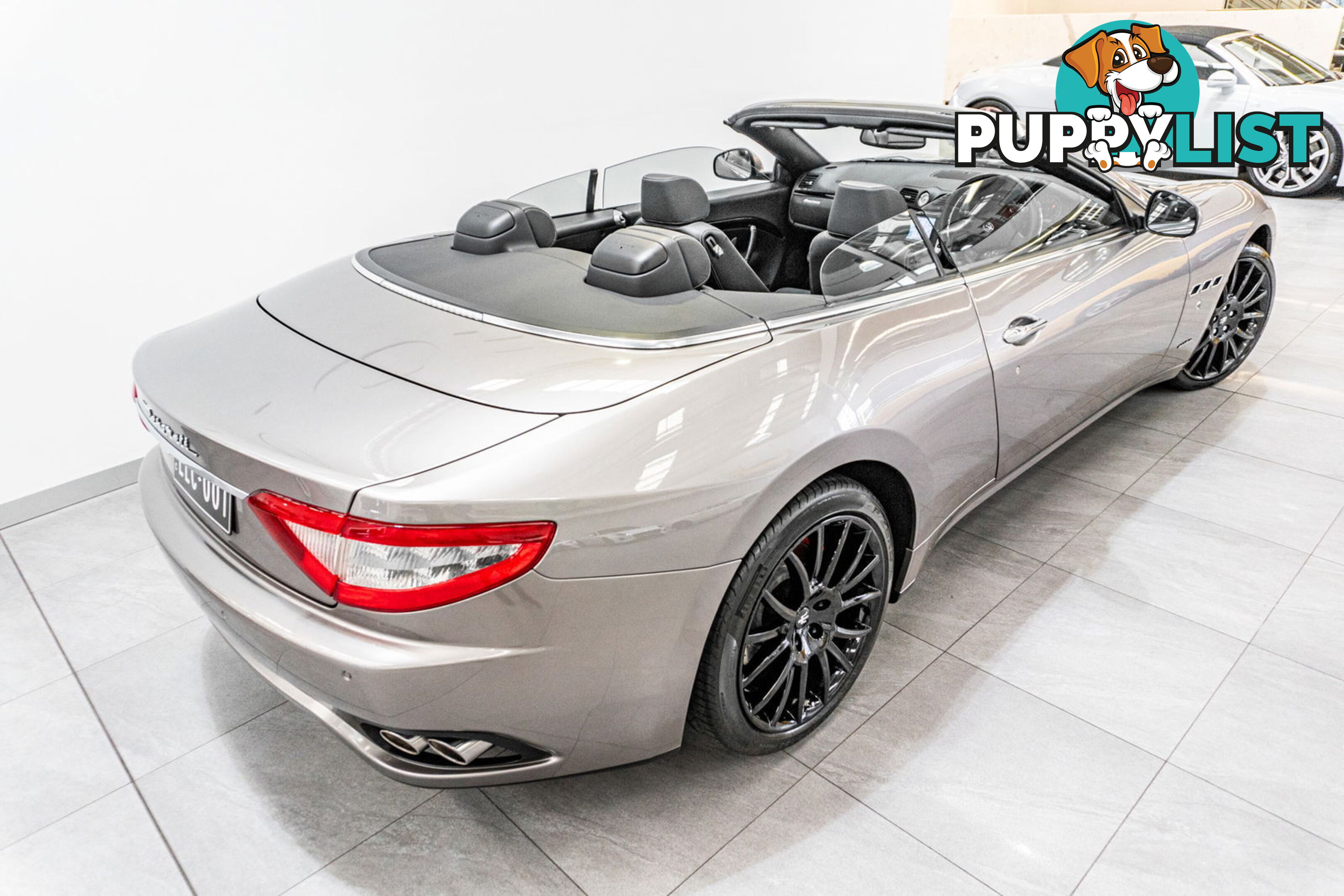 2010 Maserati GranCabrio  