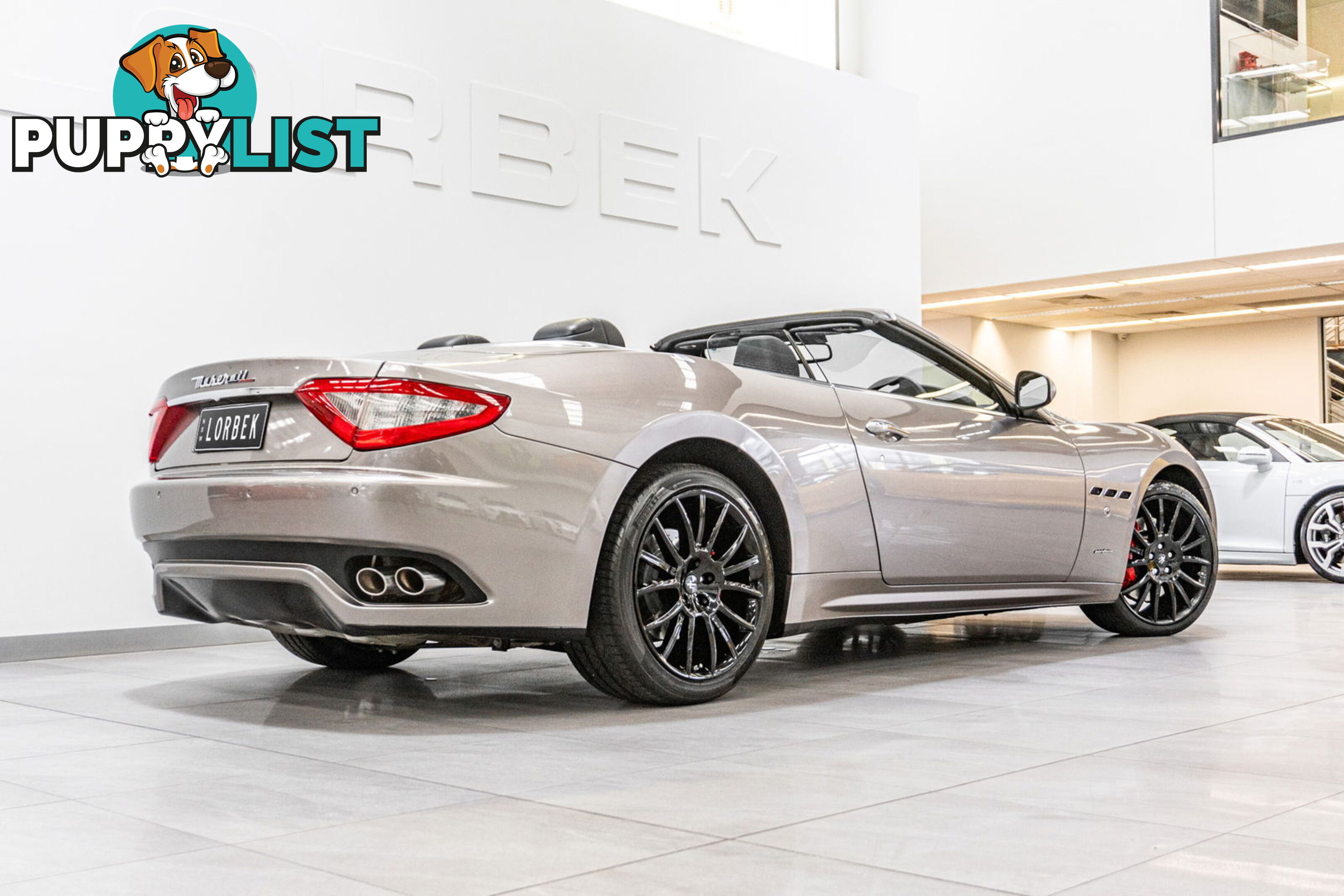 2010 Maserati GranCabrio  