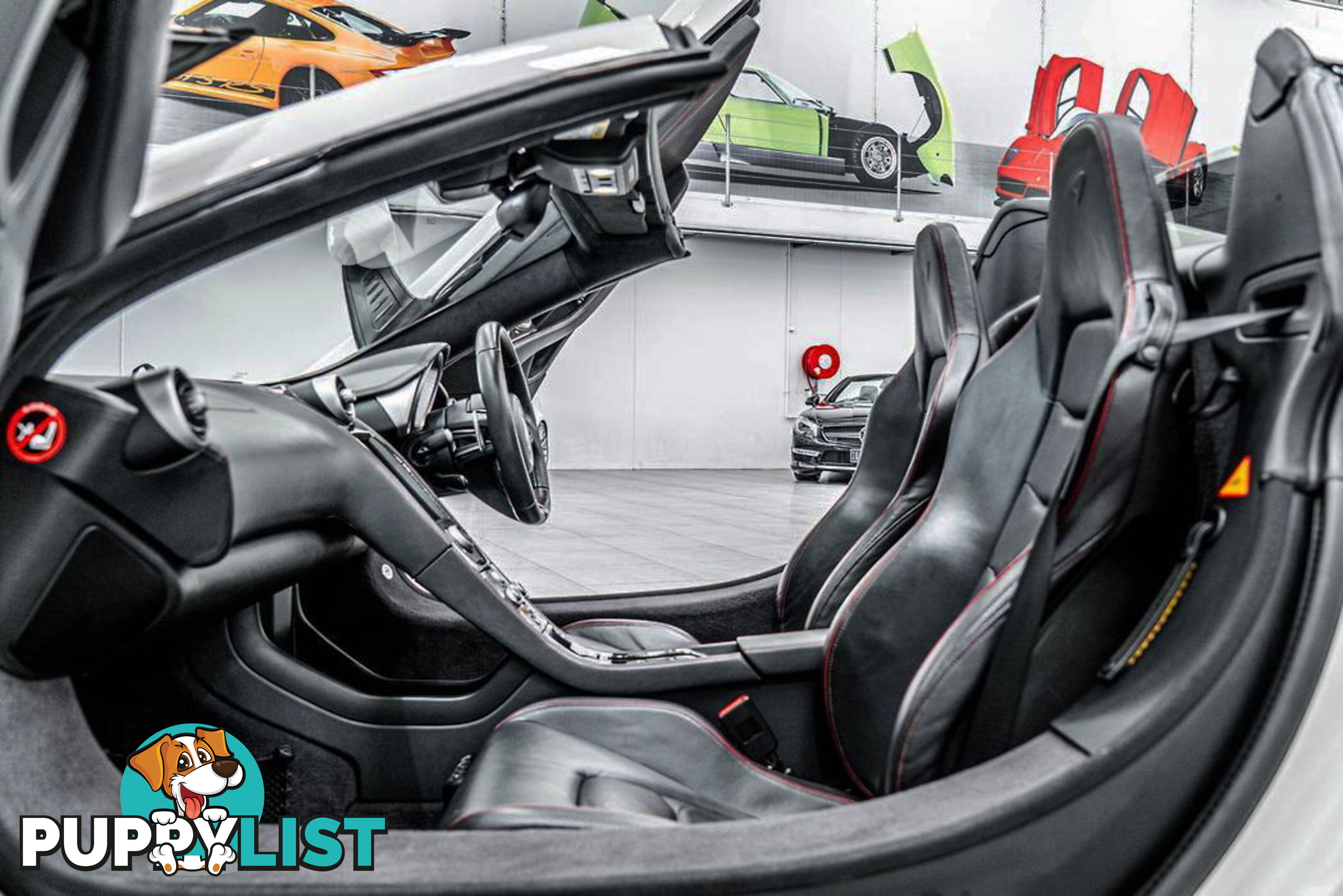 2016 McLaren 650S  