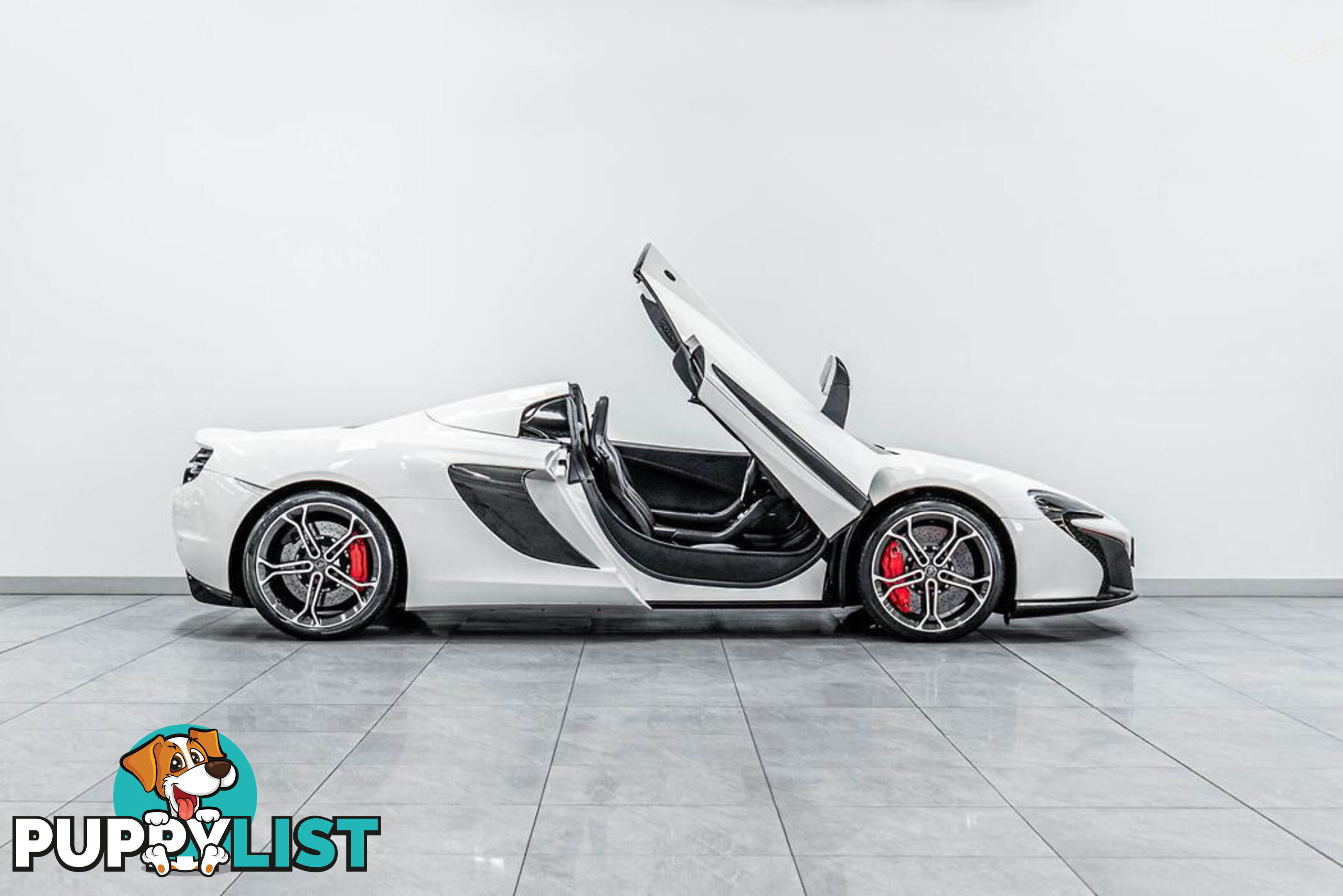 2016 McLaren 650S  