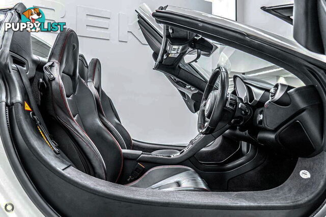 2016 McLaren 650S  