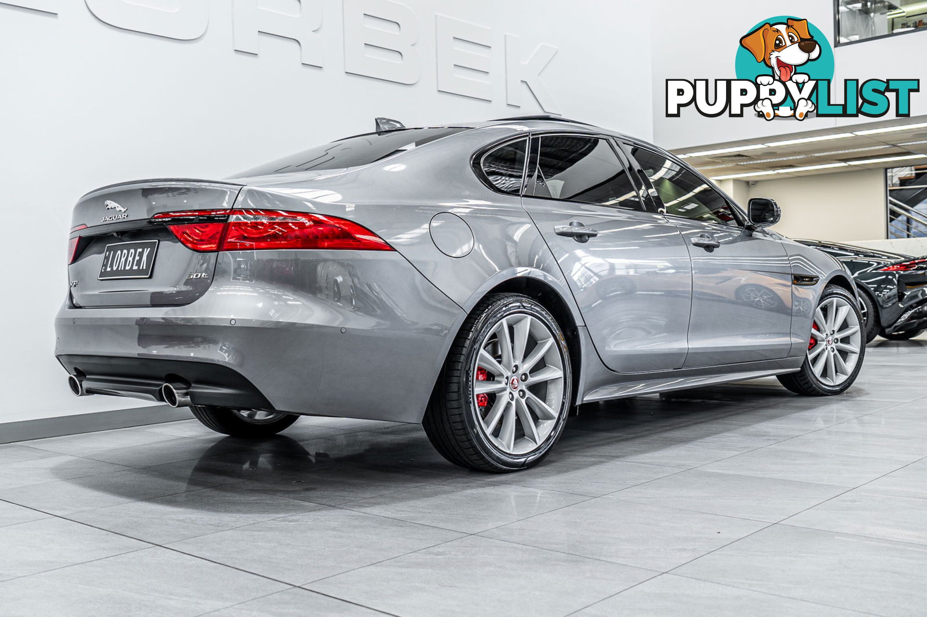 2019 Jaguar XF 30t Chequered Flag (221kW) X260 MY20