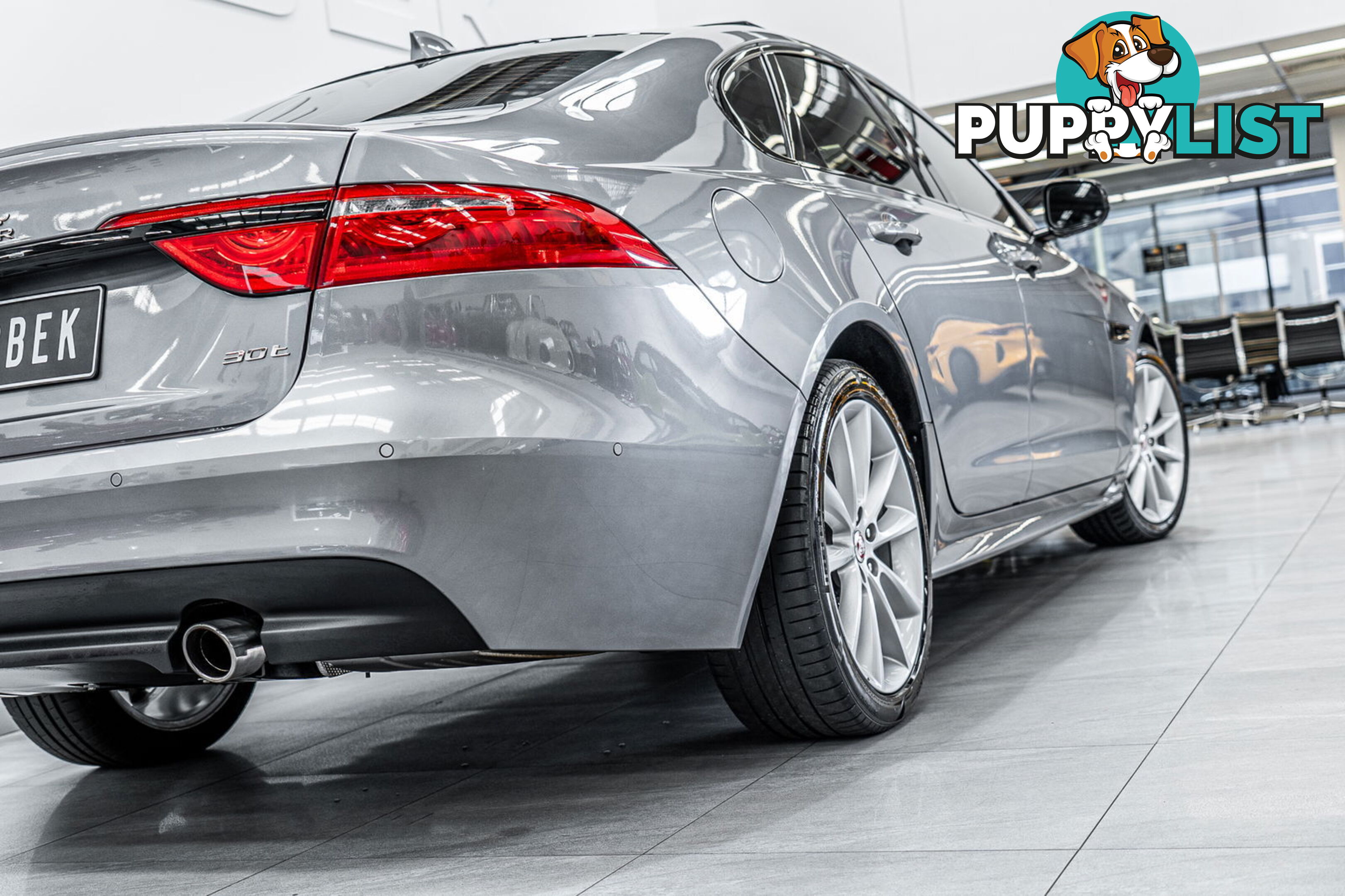 2019 Jaguar XF 30t Chequered Flag (221kW) X260 MY20