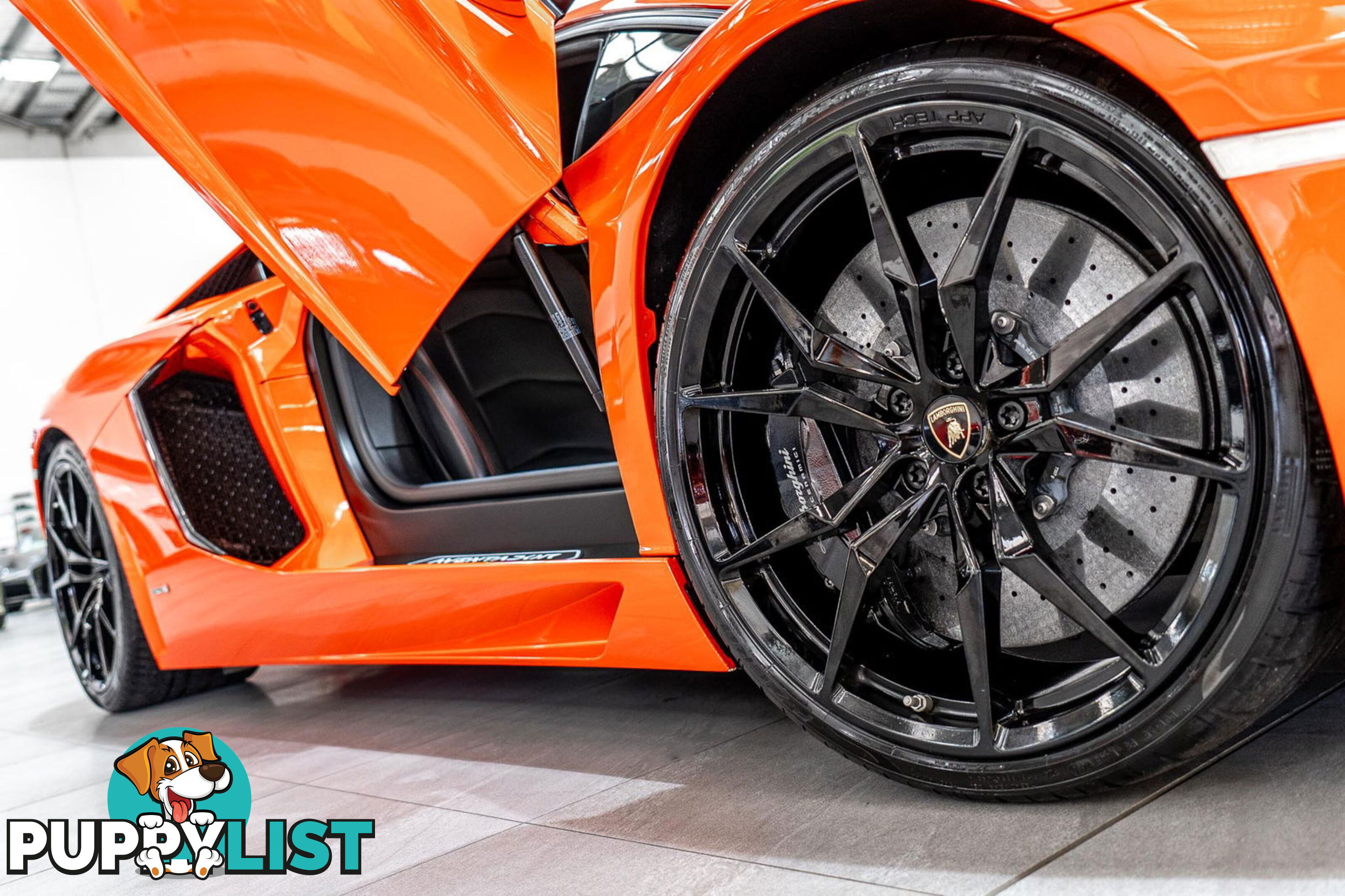 2015 Lamborghini Aventador LP700-4 834 MY15