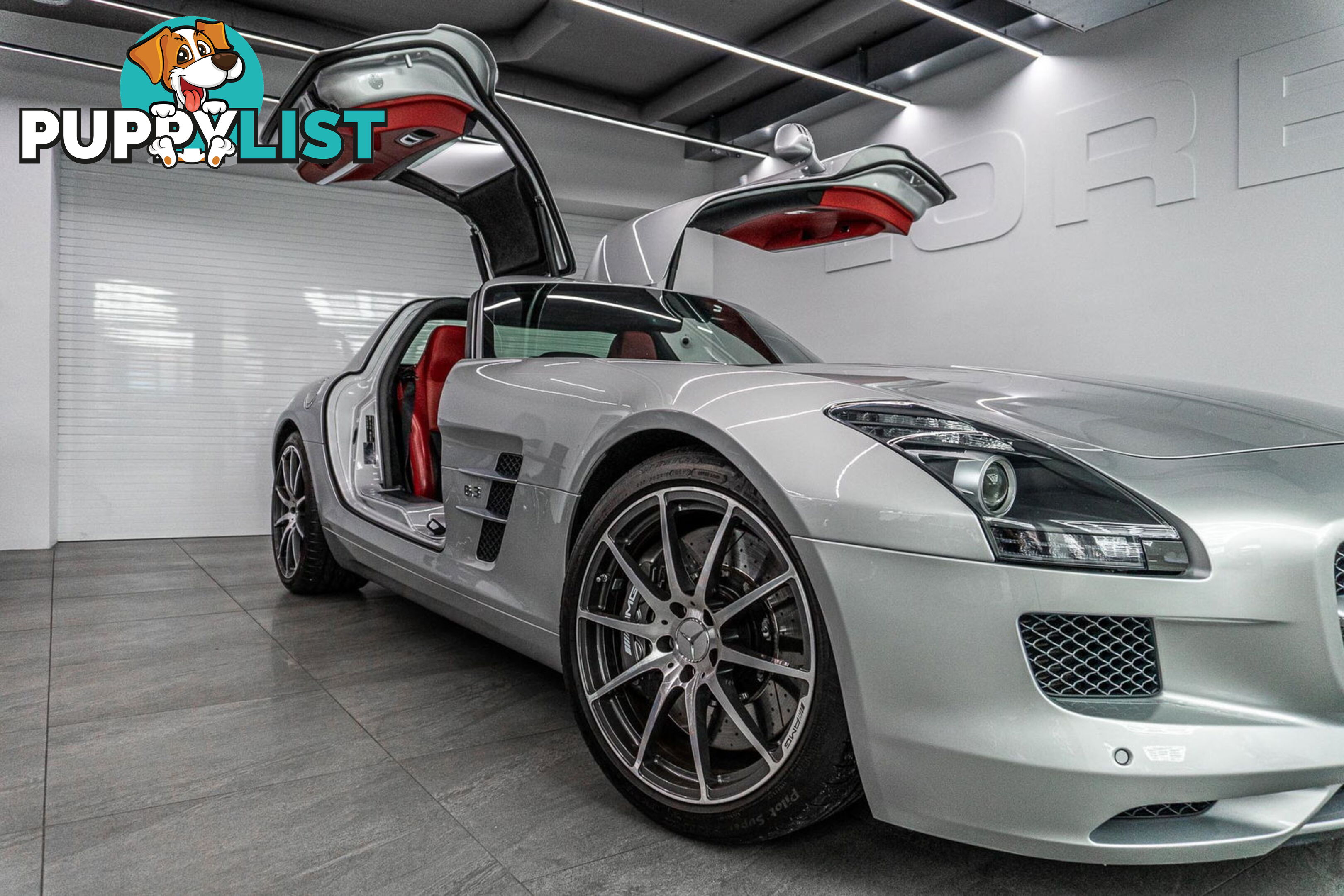 2010 Mercedes-Benz SLS AMG 197