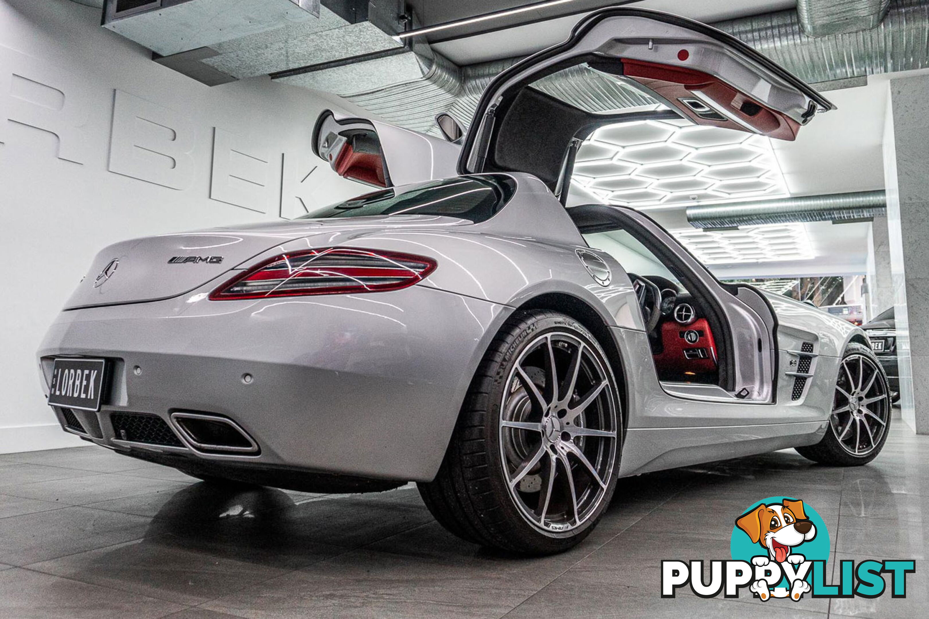 2010 Mercedes-Benz SLS AMG 197