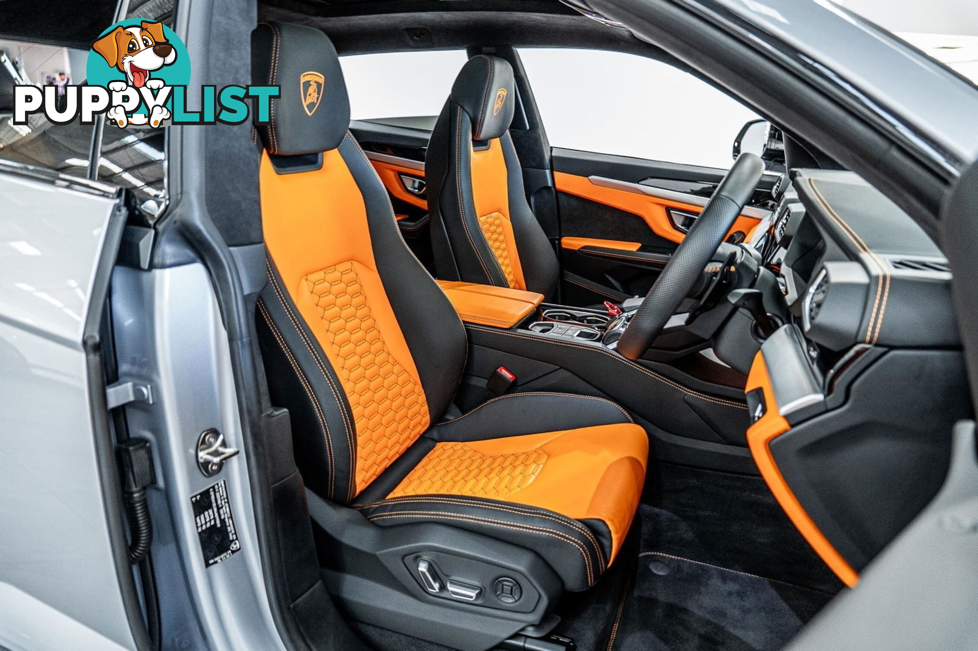 2023 Lamborghini Urus 5 Seat 636 MY22