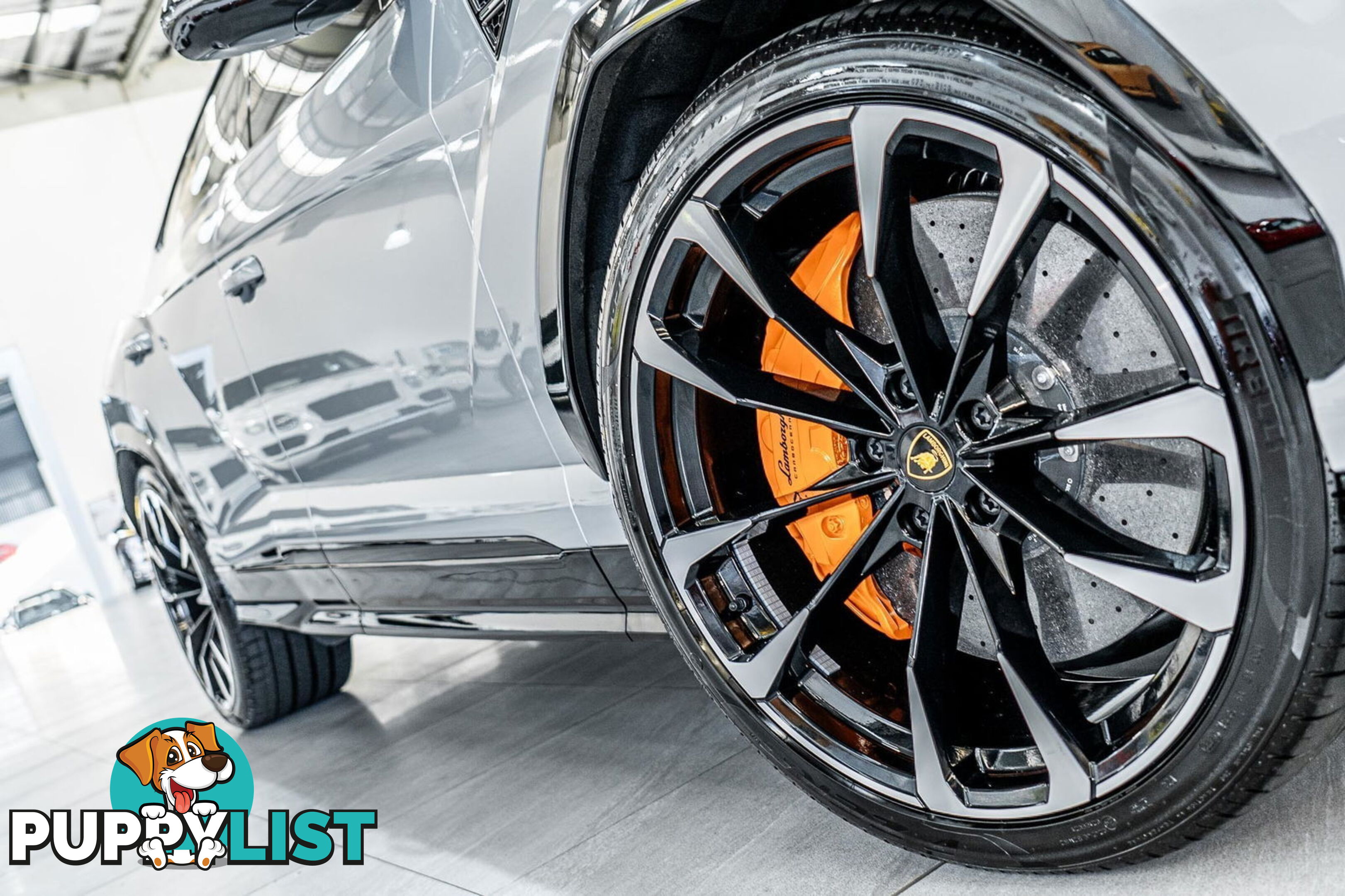 2023 Lamborghini Urus 5 Seat 636 MY22