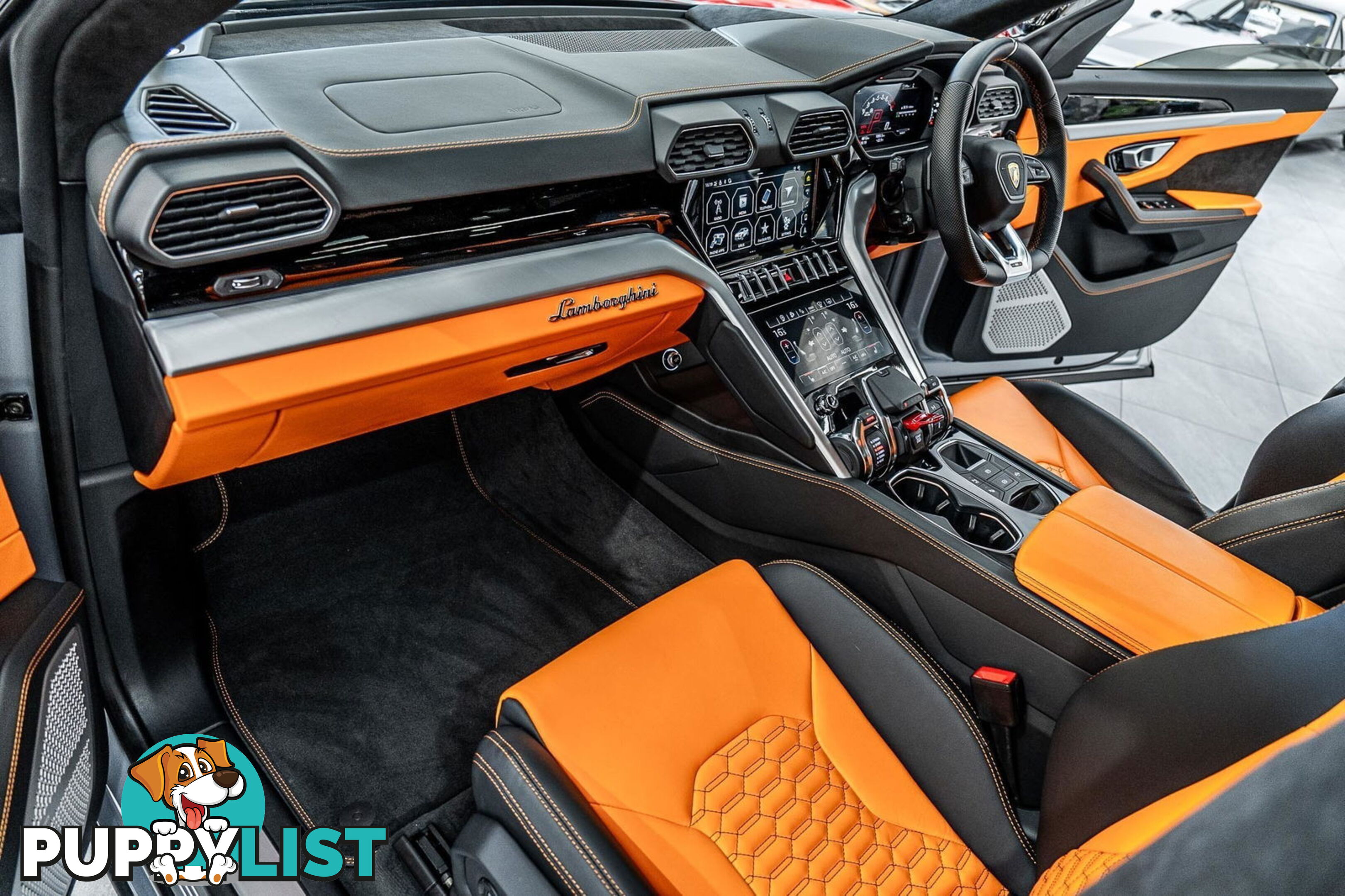 2023 Lamborghini Urus 5 Seat 636 MY22