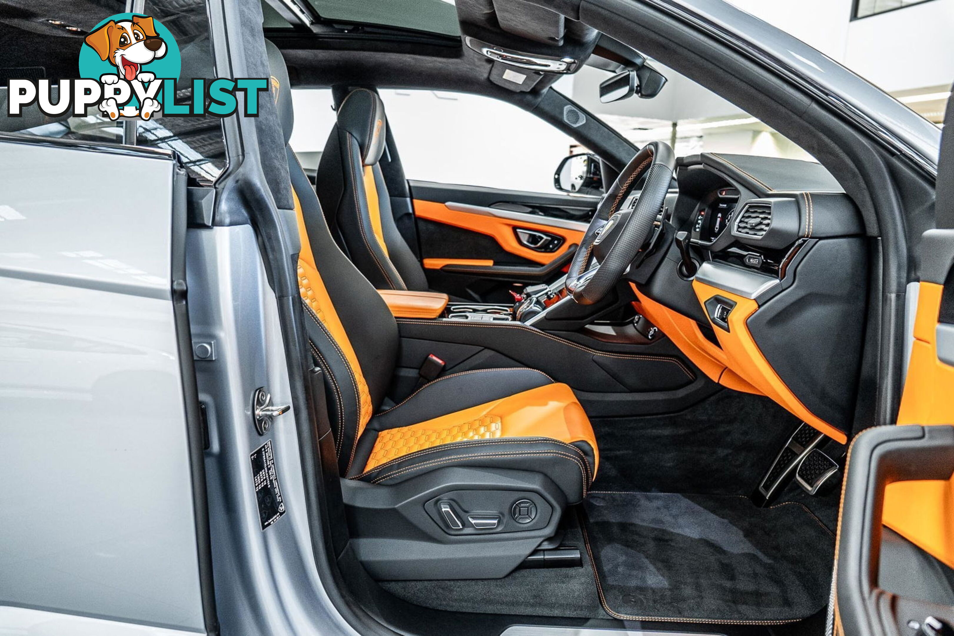 2023 Lamborghini Urus 5 Seat 636 MY22