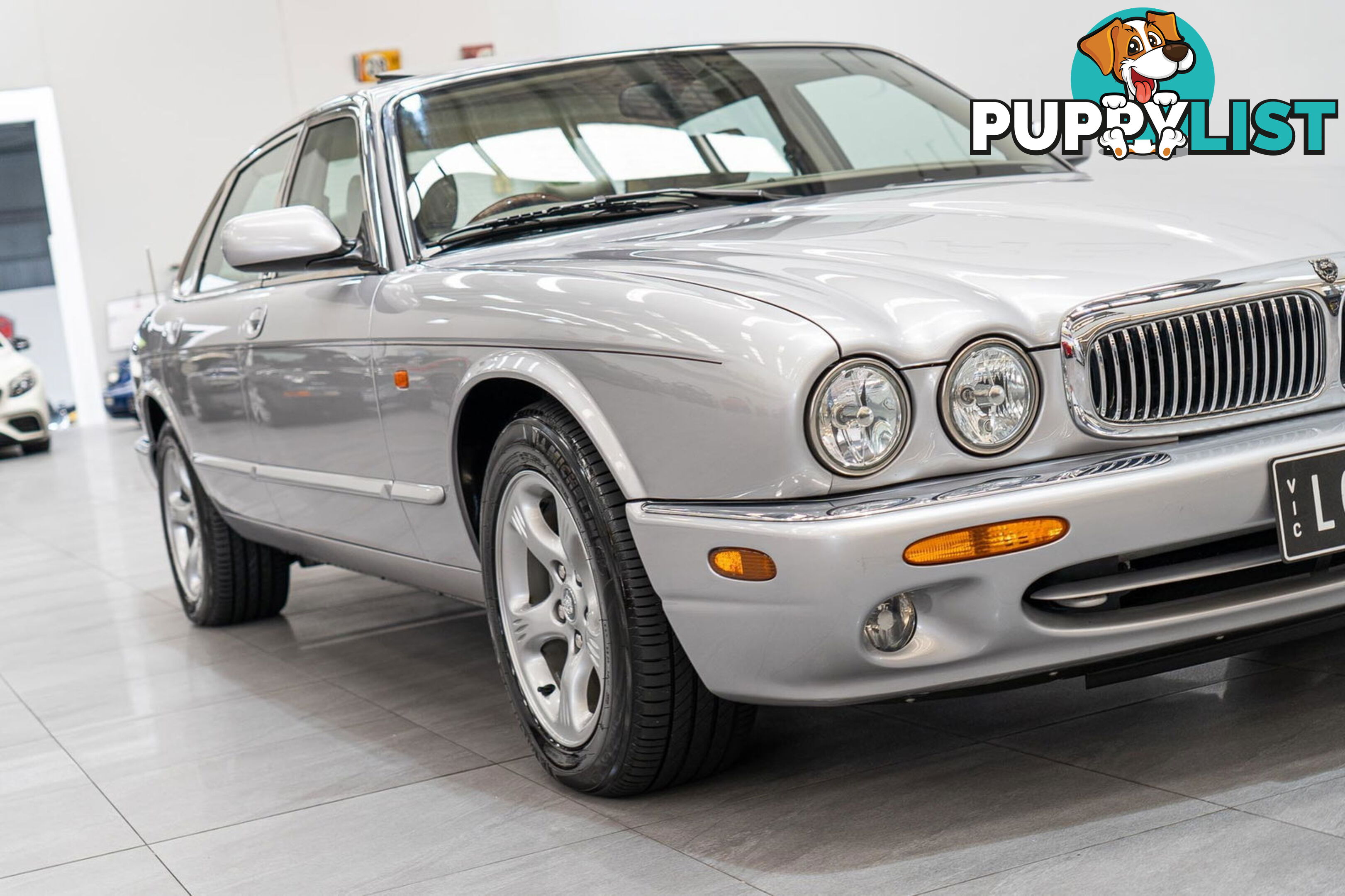 2002 Jaguar XJ8 V8 3.2L Heritage 