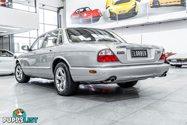 2002 Jaguar XJ8 V8 3.2L Heritage 