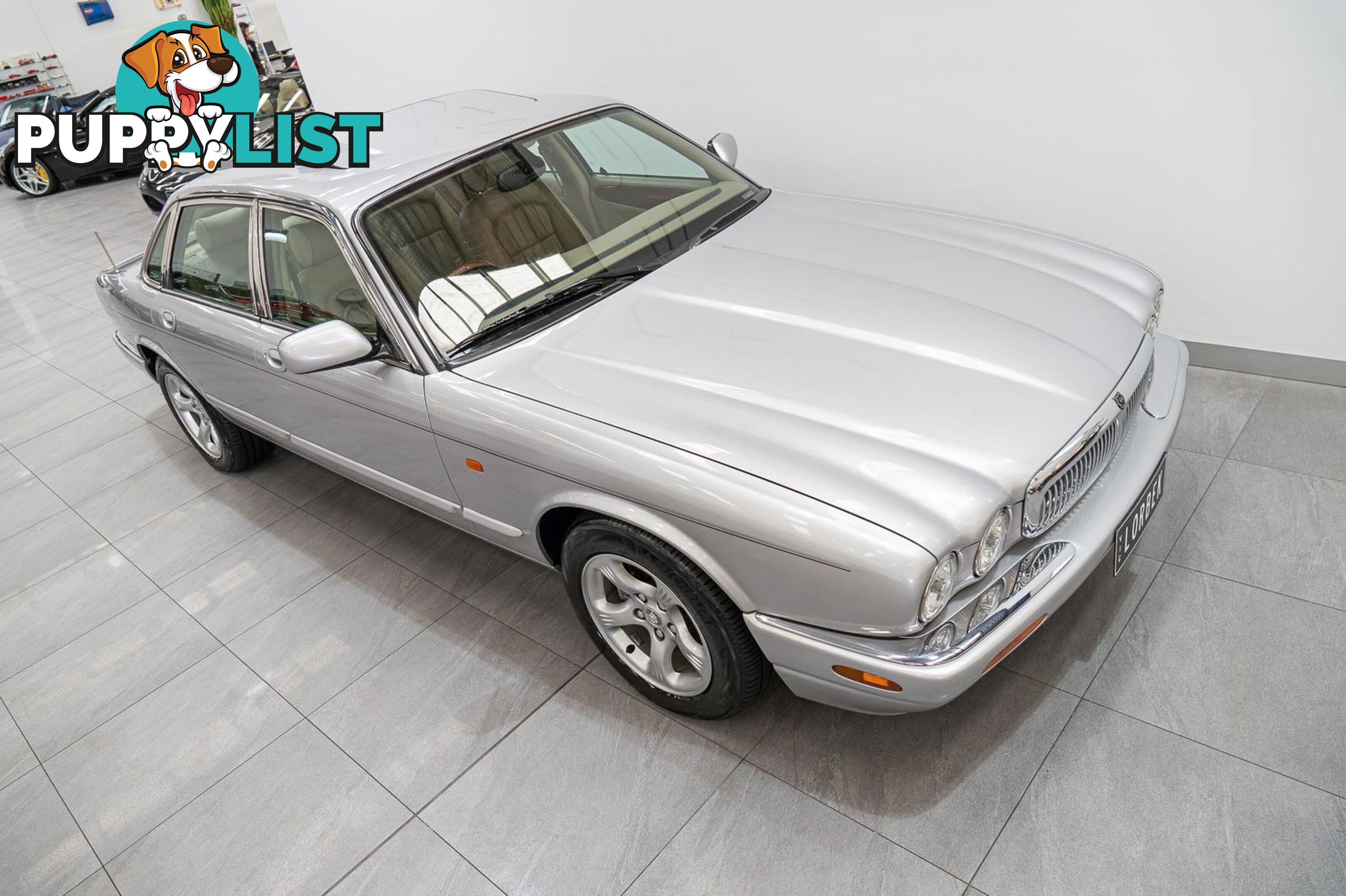 2002 Jaguar XJ8 V8 3.2L Heritage 