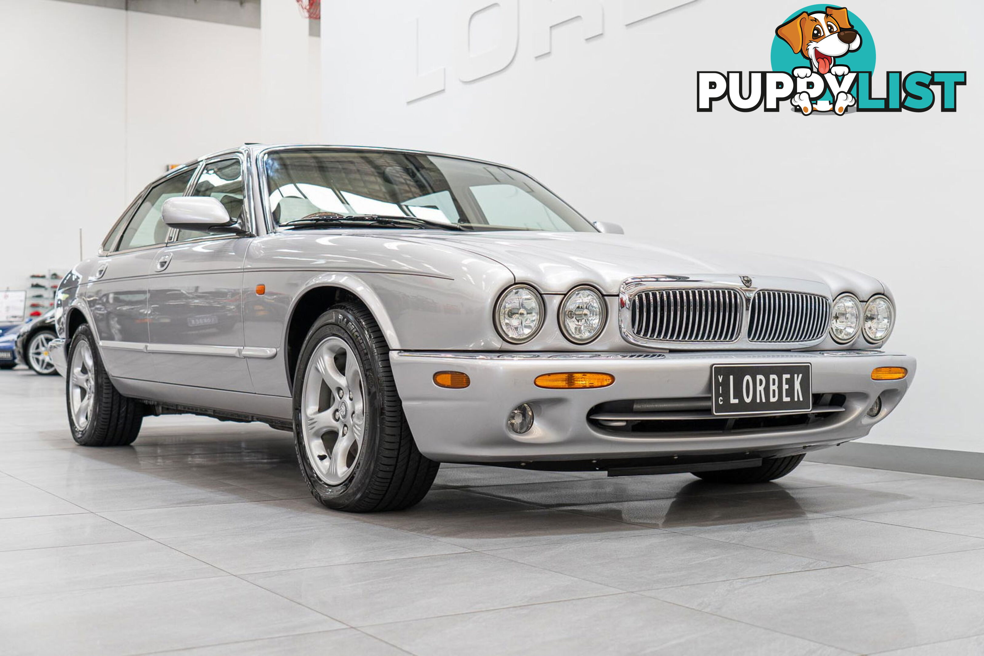 2002 Jaguar XJ8 V8 3.2L Heritage 