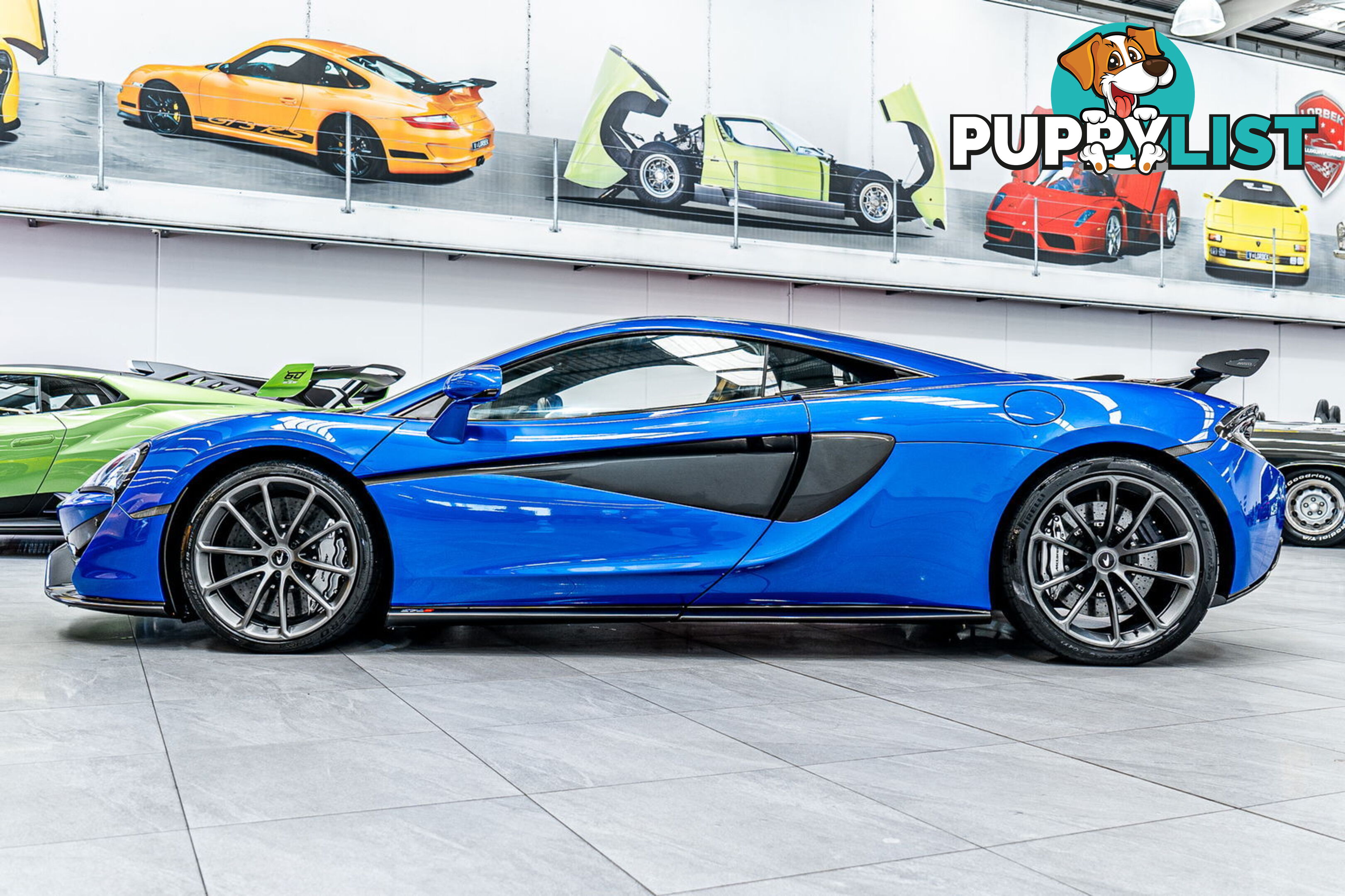 2020 McLaren 570S  Coupe