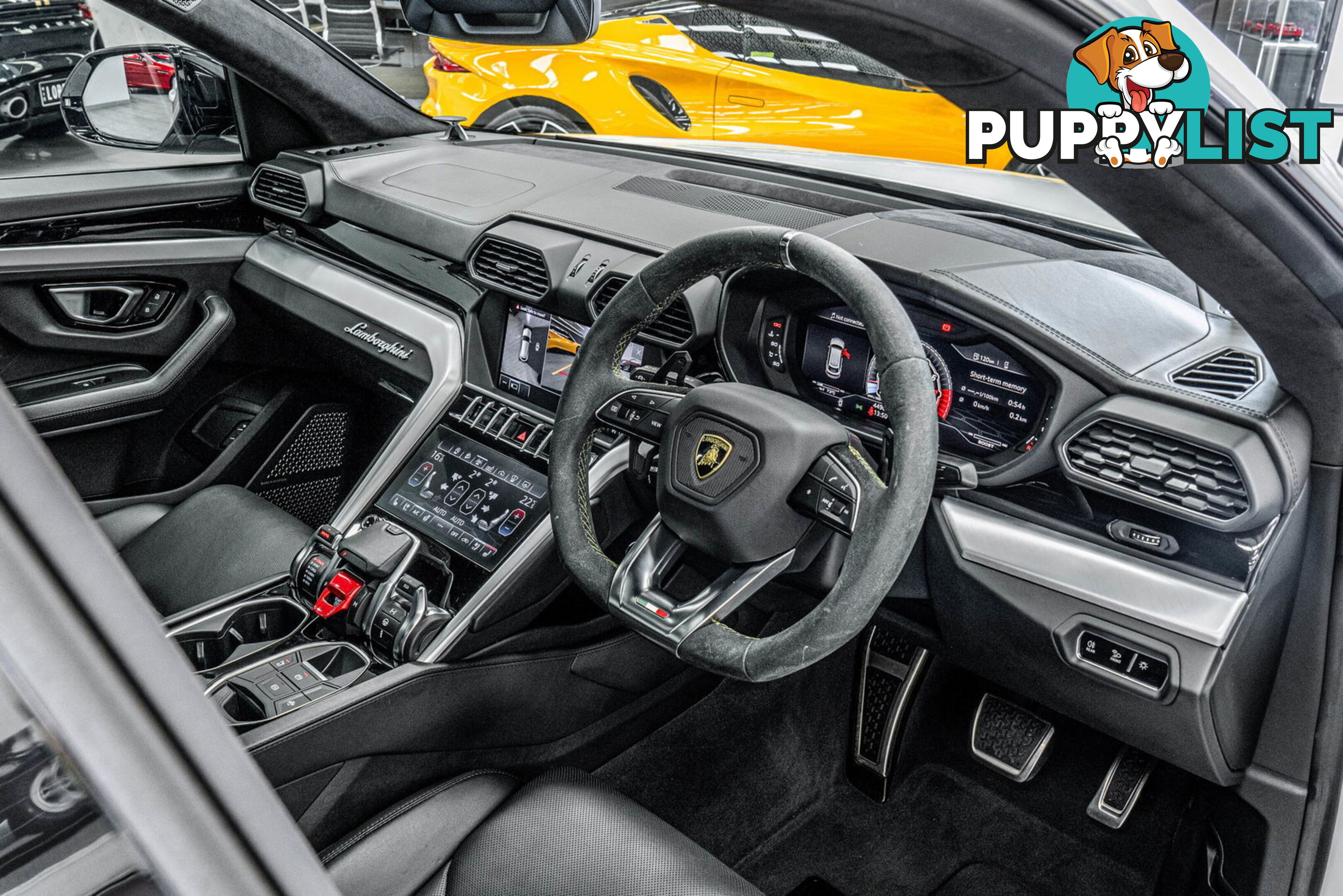 2019 Lamborghini Urus 5 Seat 636 MY19