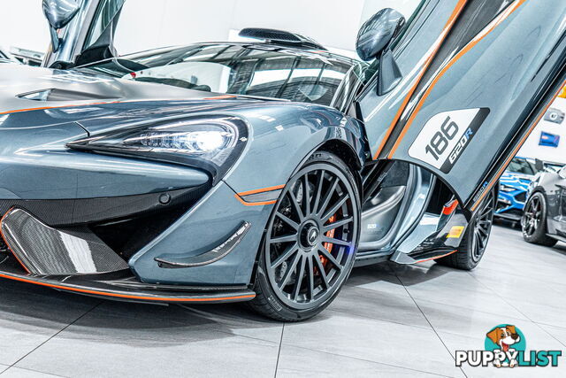 2020 McLaren 620R  