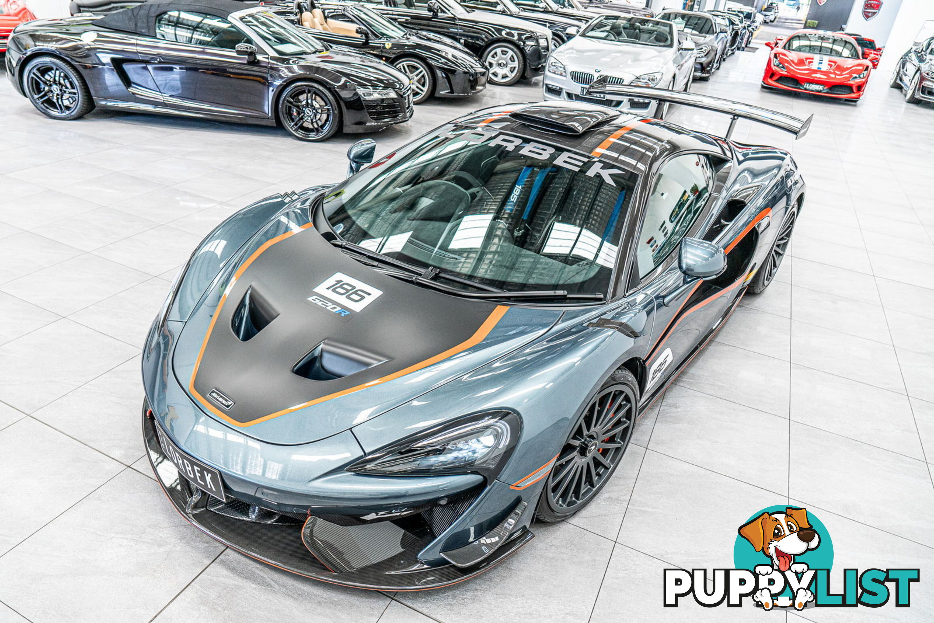 2020 McLaren 620R  