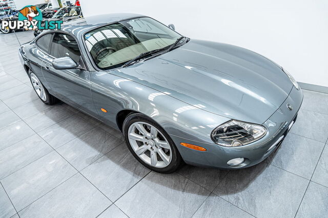 2004 Jaguar XK8  MY03