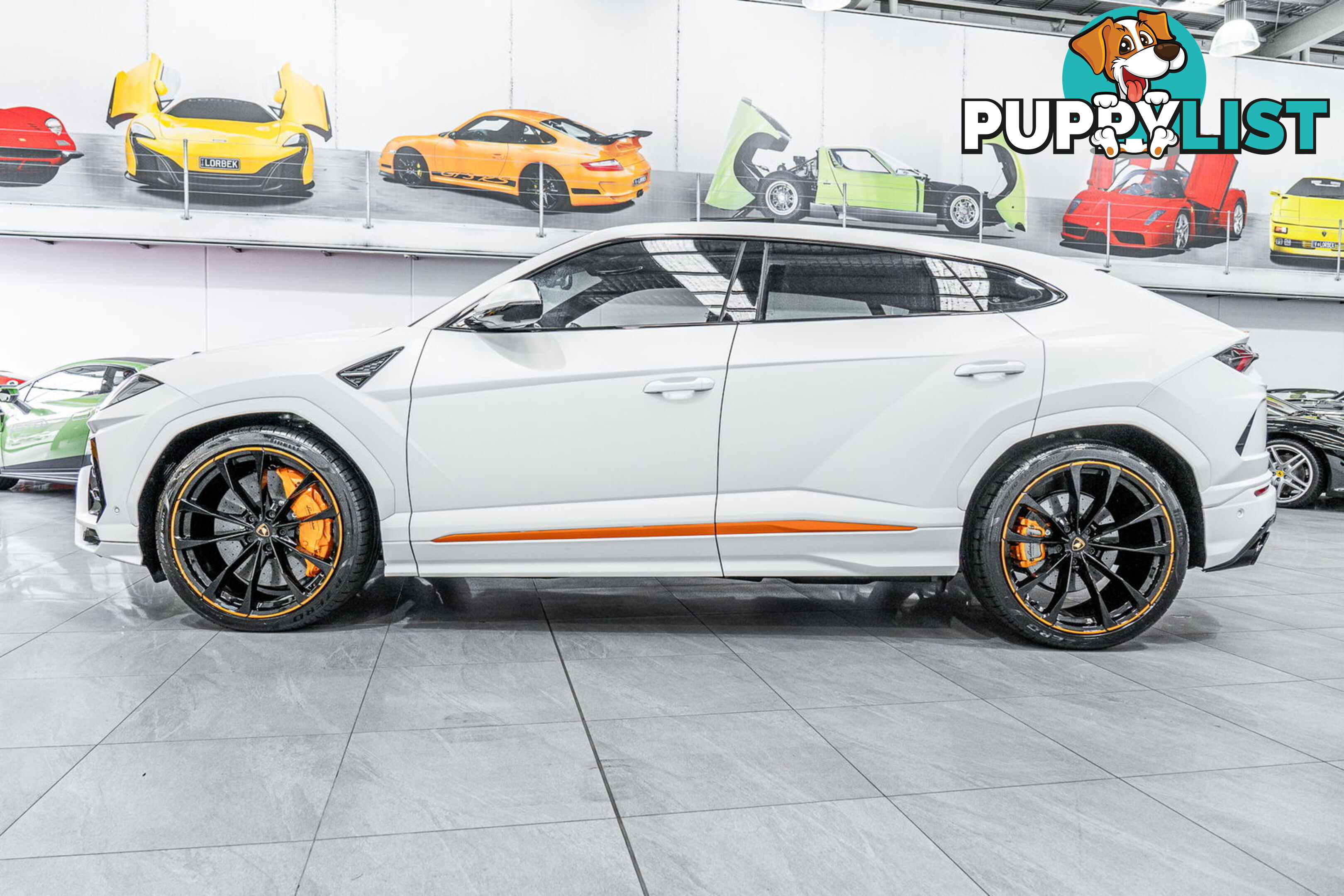 2022 Lamborghini Urus Graphite Capsule 636 MY22