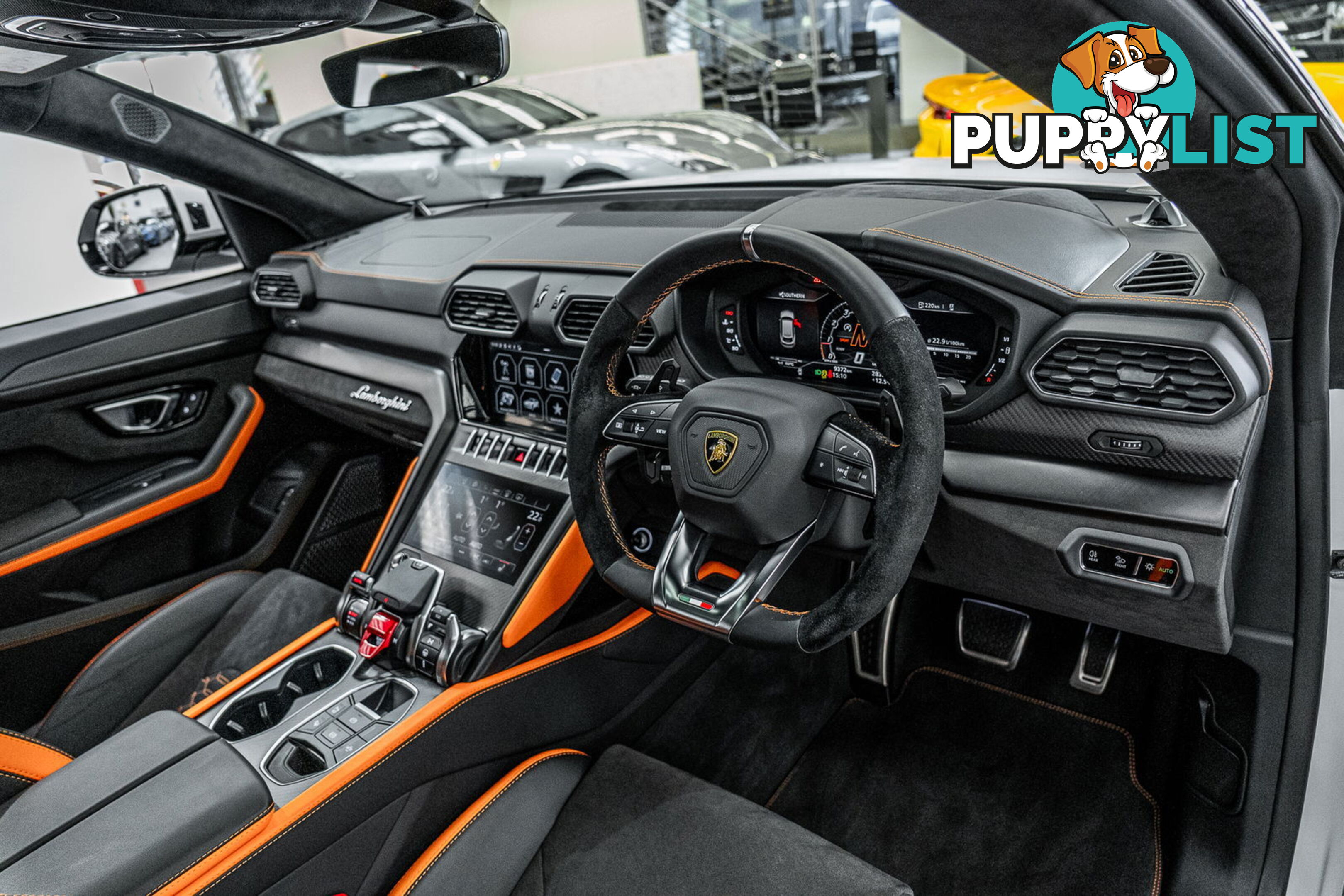 2022 Lamborghini Urus Graphite Capsule 636 MY22