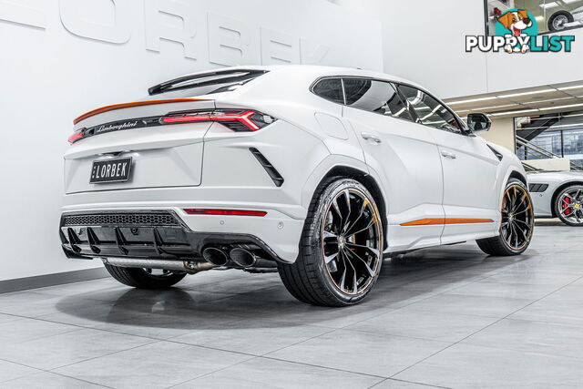 2022 Lamborghini Urus Graphite Capsule 636 MY22