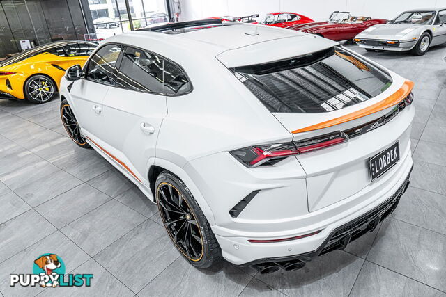 2022 Lamborghini Urus Graphite Capsule 636 MY22