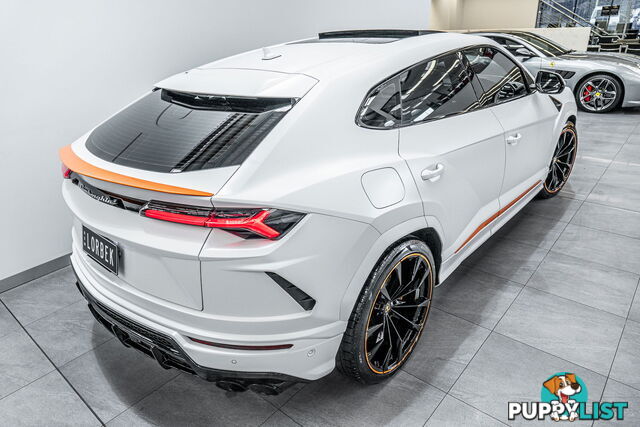 2022 Lamborghini Urus Graphite Capsule 636 MY22