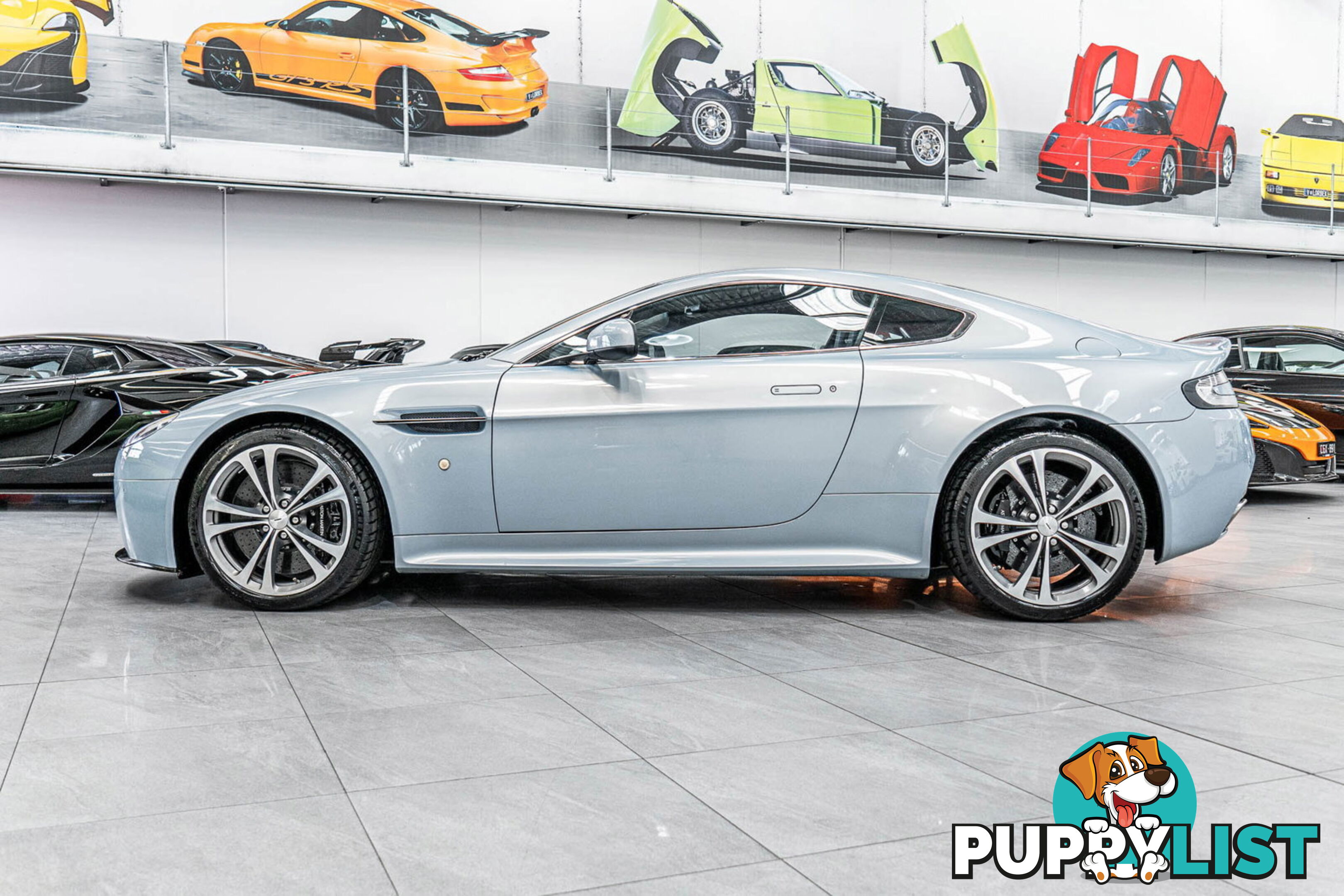 2010 Aston Martin V12 Vantage 