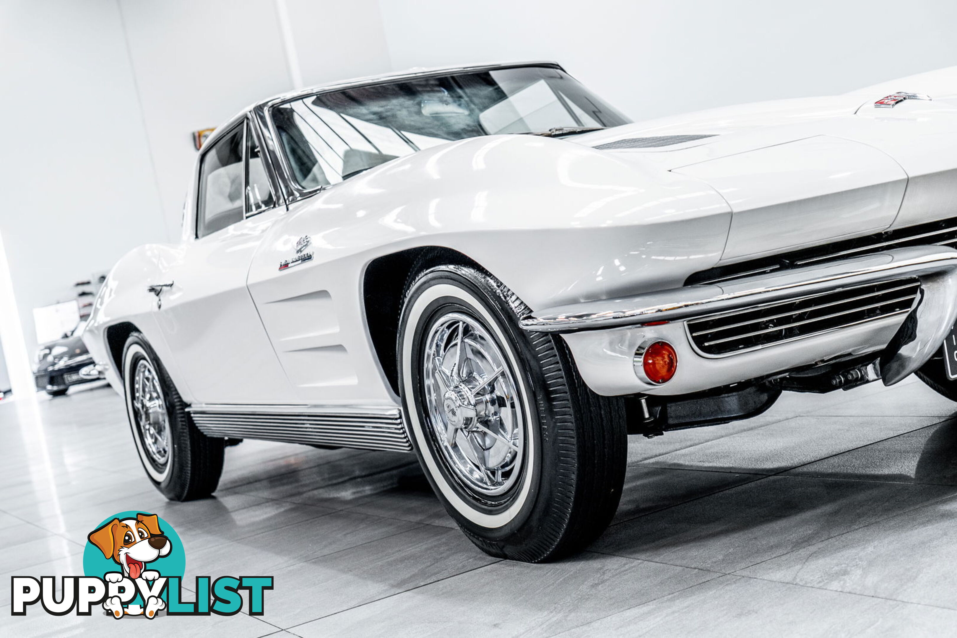 1963 Chevrolet Corvette Stingray 