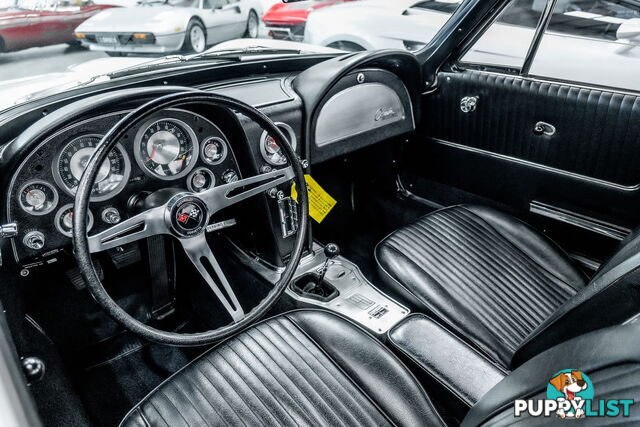 1963 Chevrolet Corvette Stingray 