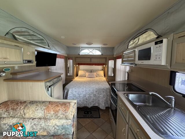 18ft Pop-Top Caravan - Off-grid upgrade