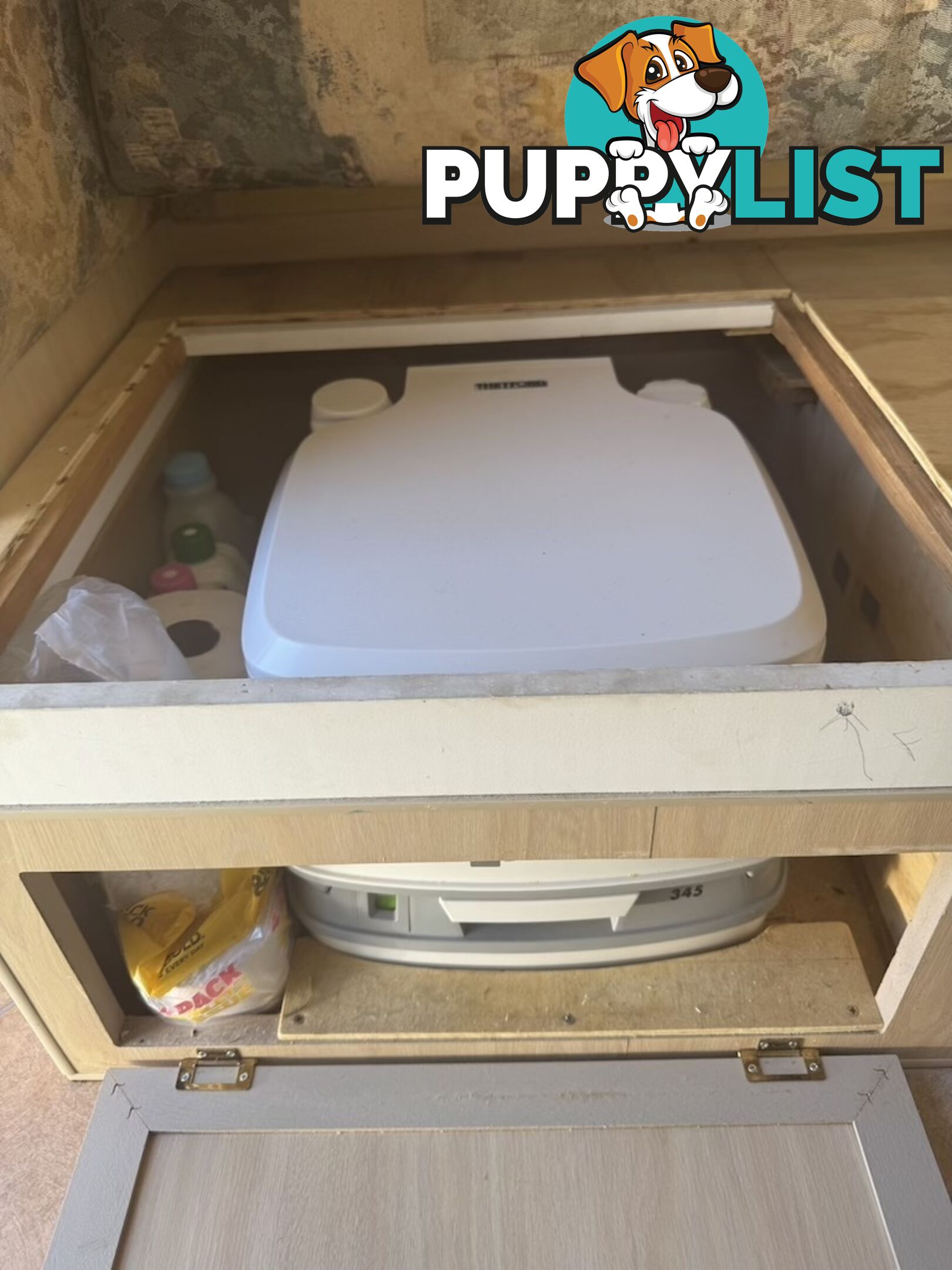 18ft Pop-Top Caravan - Off-grid upgrade