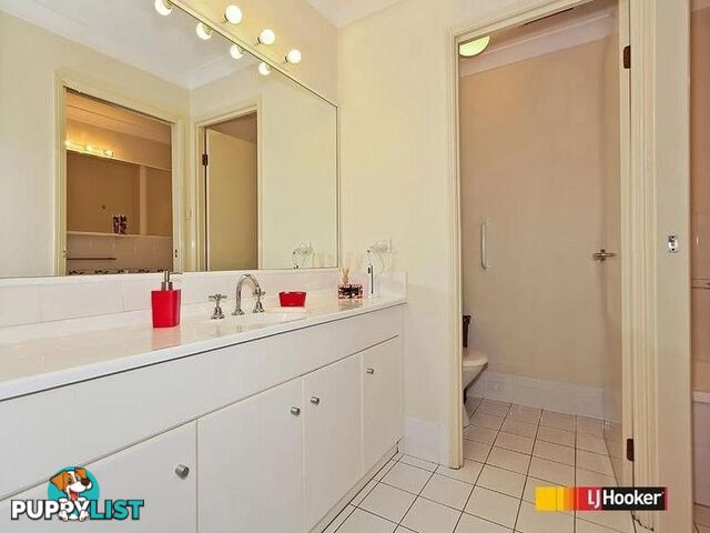 Unit 1/226 Mooroondu Road THORNESIDE QLD 4158